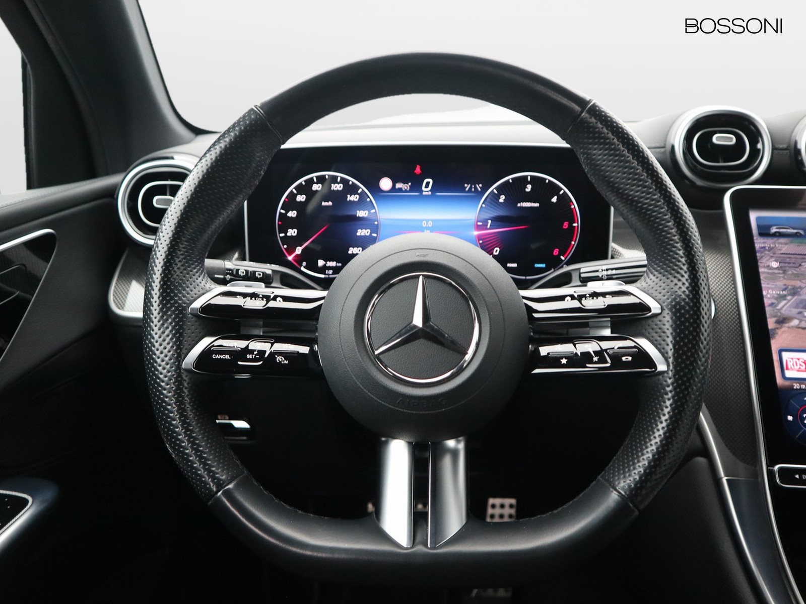 16 - Mercedes GLC suv 220 d amg advanced 4matic 9g-tronic