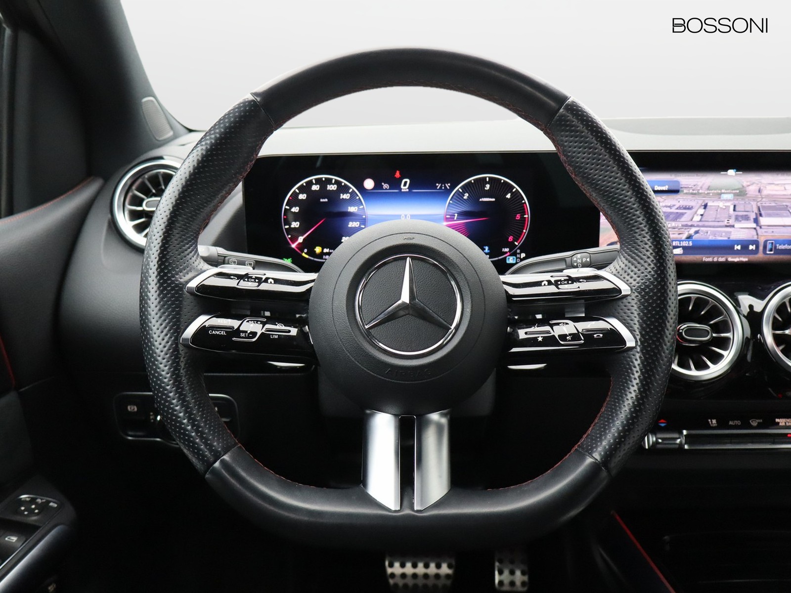 17 - Mercedes Classe B 180 d amg line premium 8g-dct