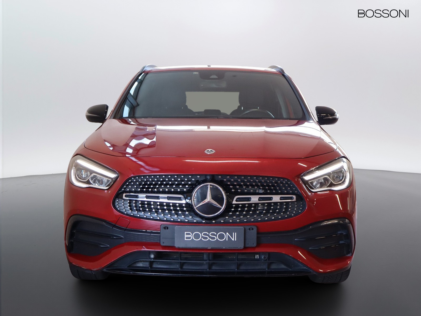 2 - Mercedes GLA 200 d premium 8g-dct