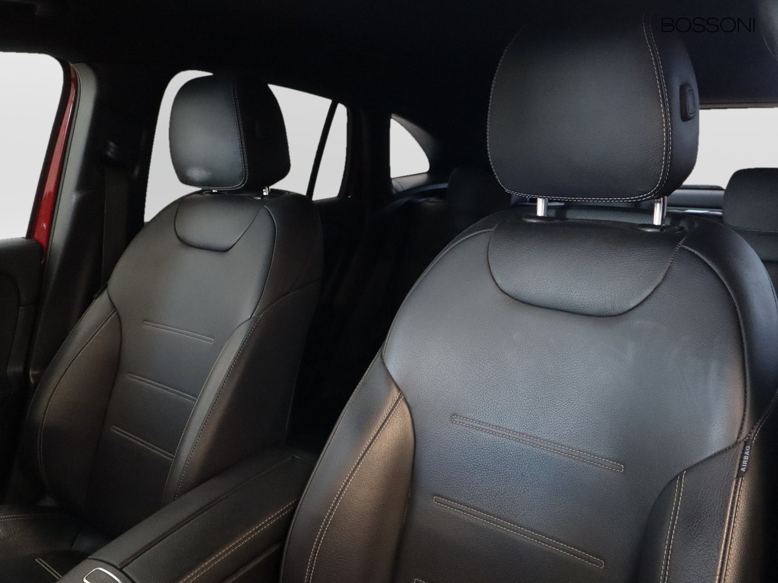 6 - Mercedes GLA 200 d premium 8g-dct