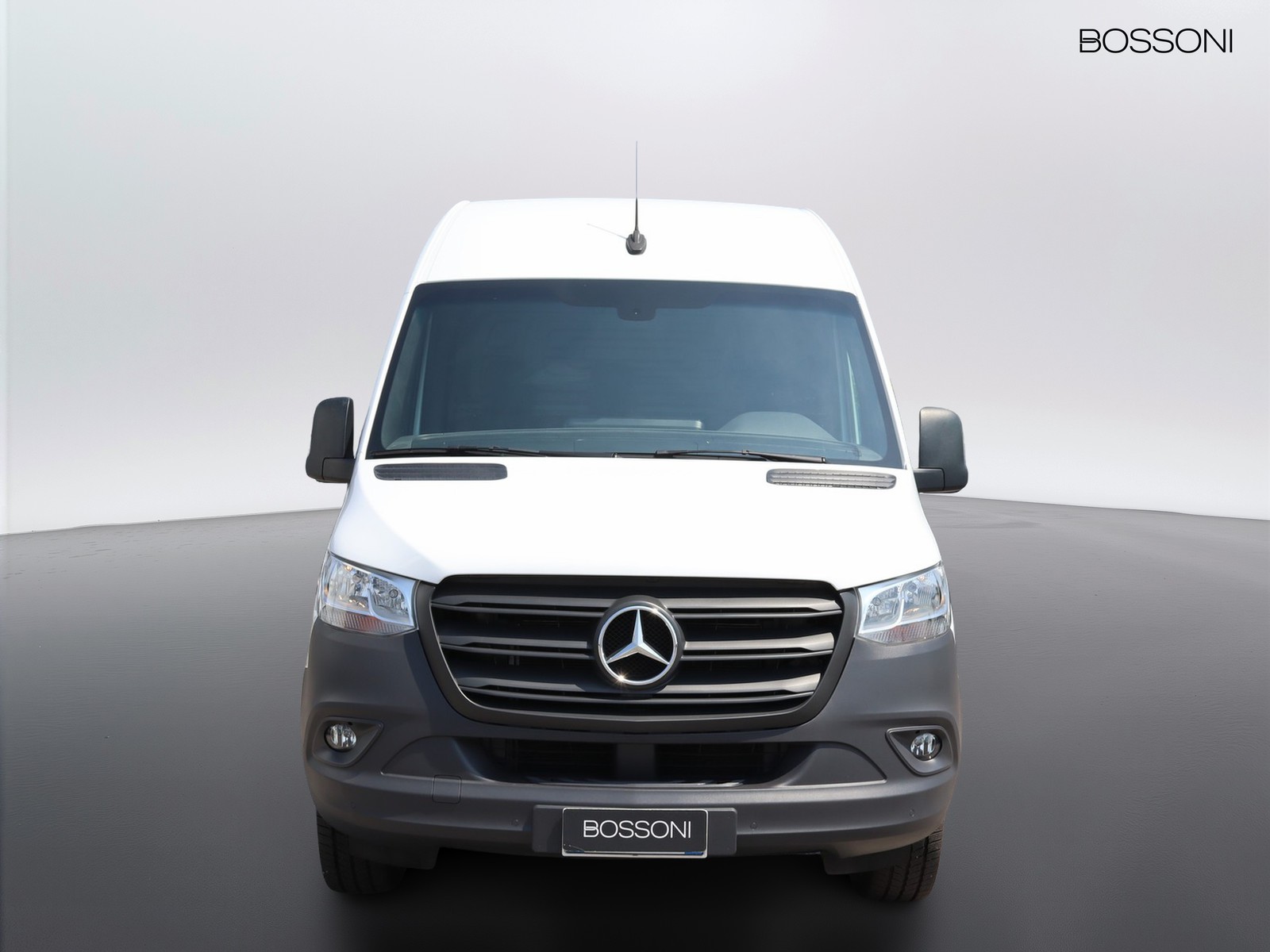 2 - Mercedes Vans Sprinter 317 2.0 cdi f 43/35 rwd h2