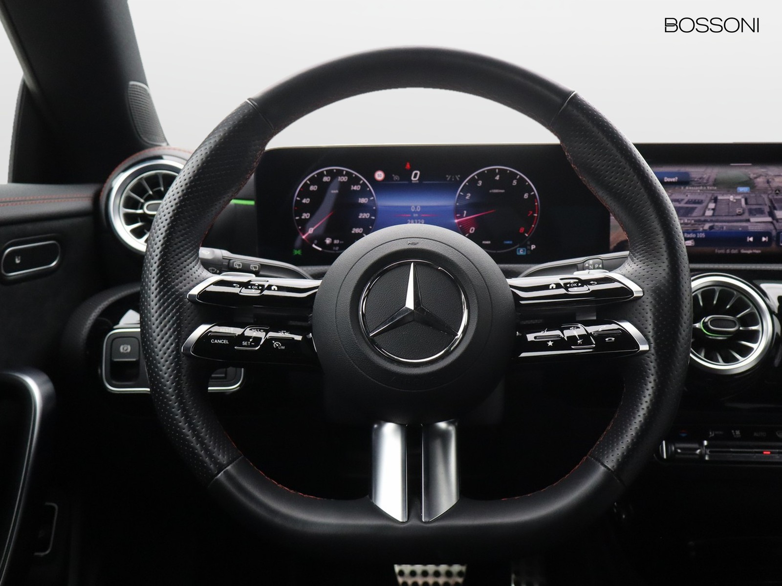 17 - Mercedes CLA shooting brake 200 amg line advanced plus 7g-dct