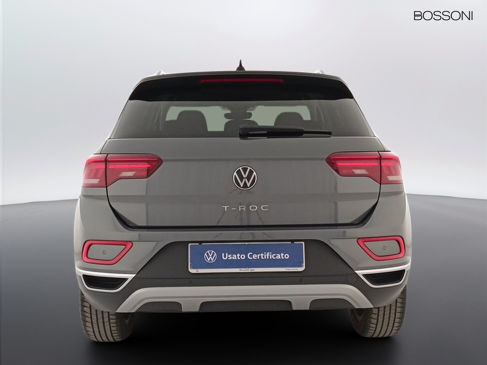 5 - Volkswagen T-Roc 1.0 tsi 110cv style