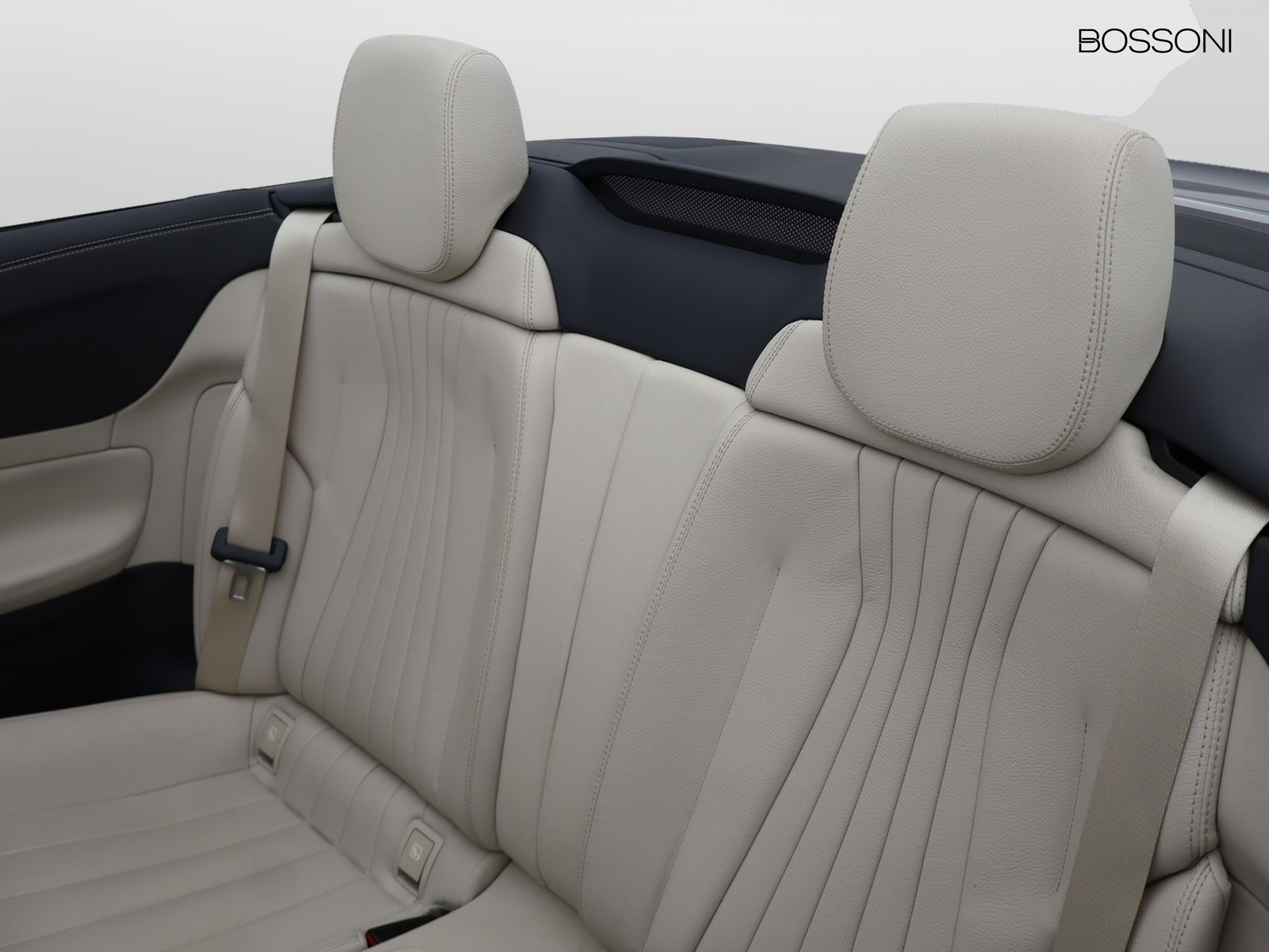 8 - Mercedes Classe E cabrio 300 d mild hybrid (d eq-boost) premium plus 4matic 9g-tronic