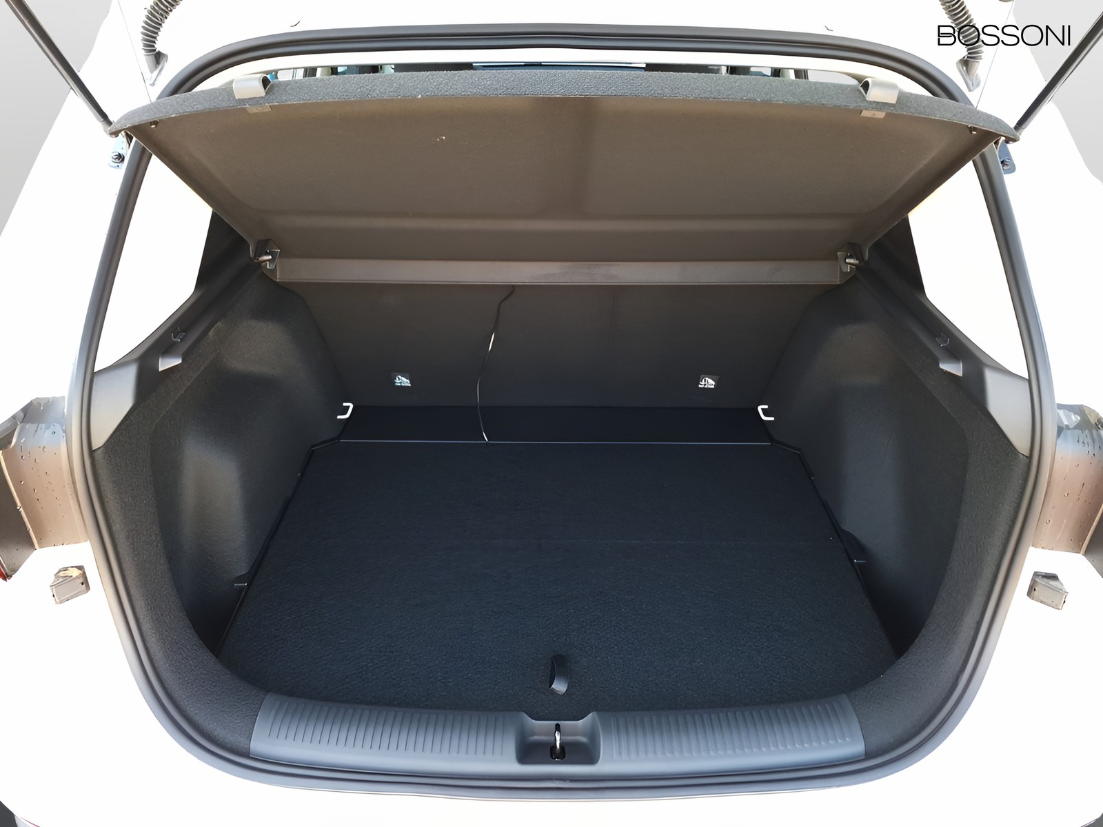 6 - Mg ZS 1.5 hybrid+ comfort auto