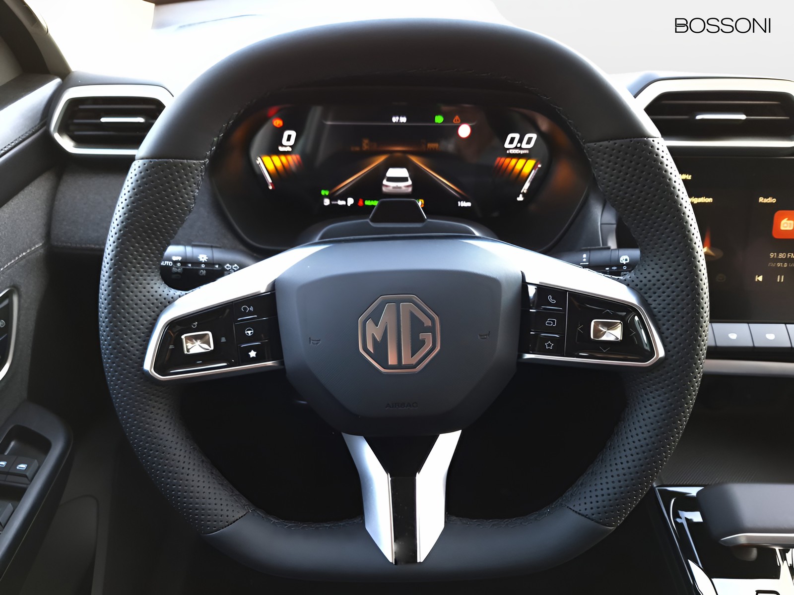 9 - Mg ZS 1.5 hybrid+ comfort auto
