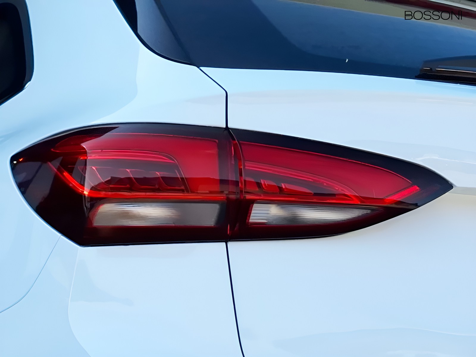 15 - Mg ZS 1.5 hybrid+ comfort auto
