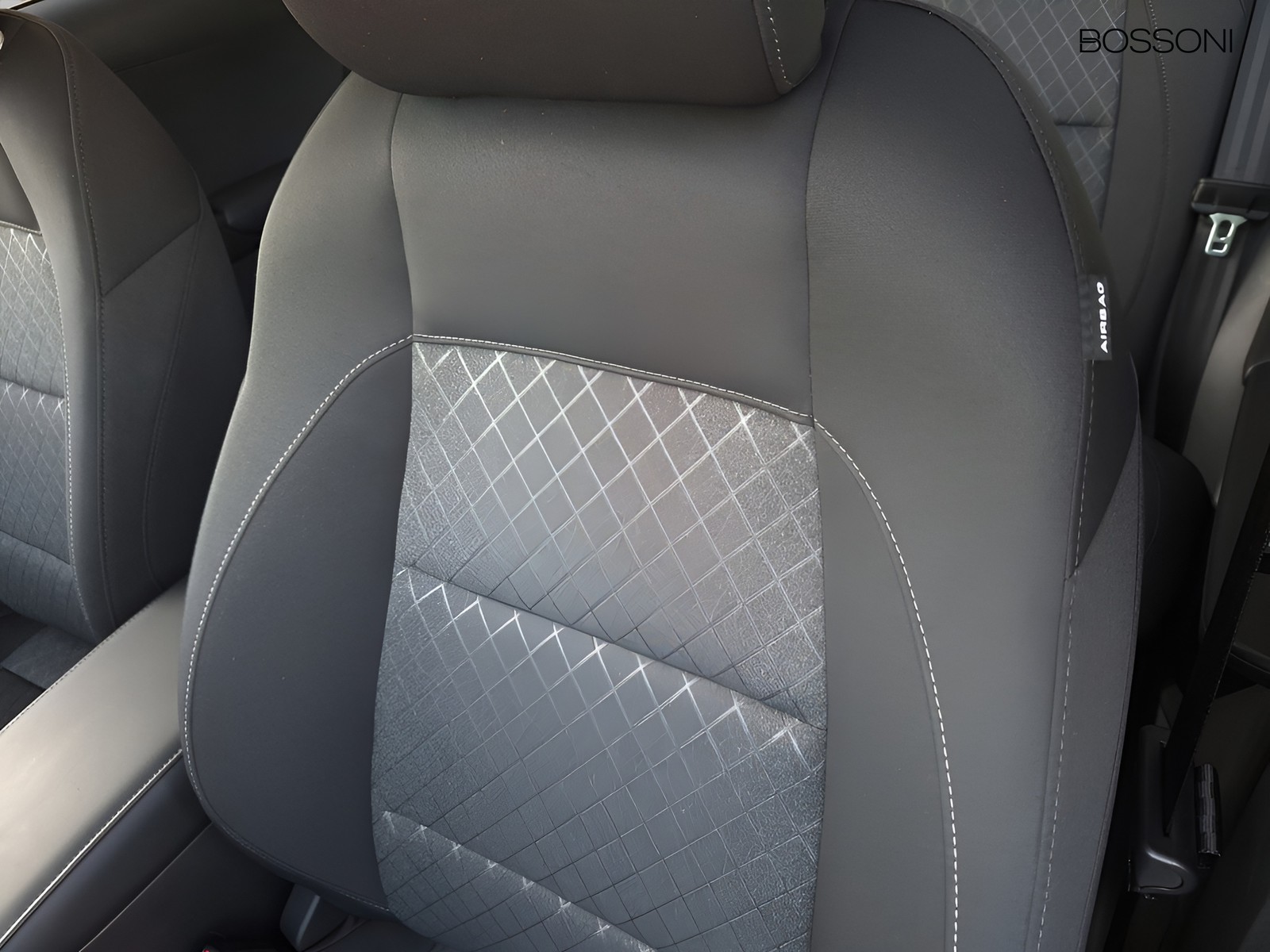 21 - Mg ZS 1.5 hybrid+ comfort auto