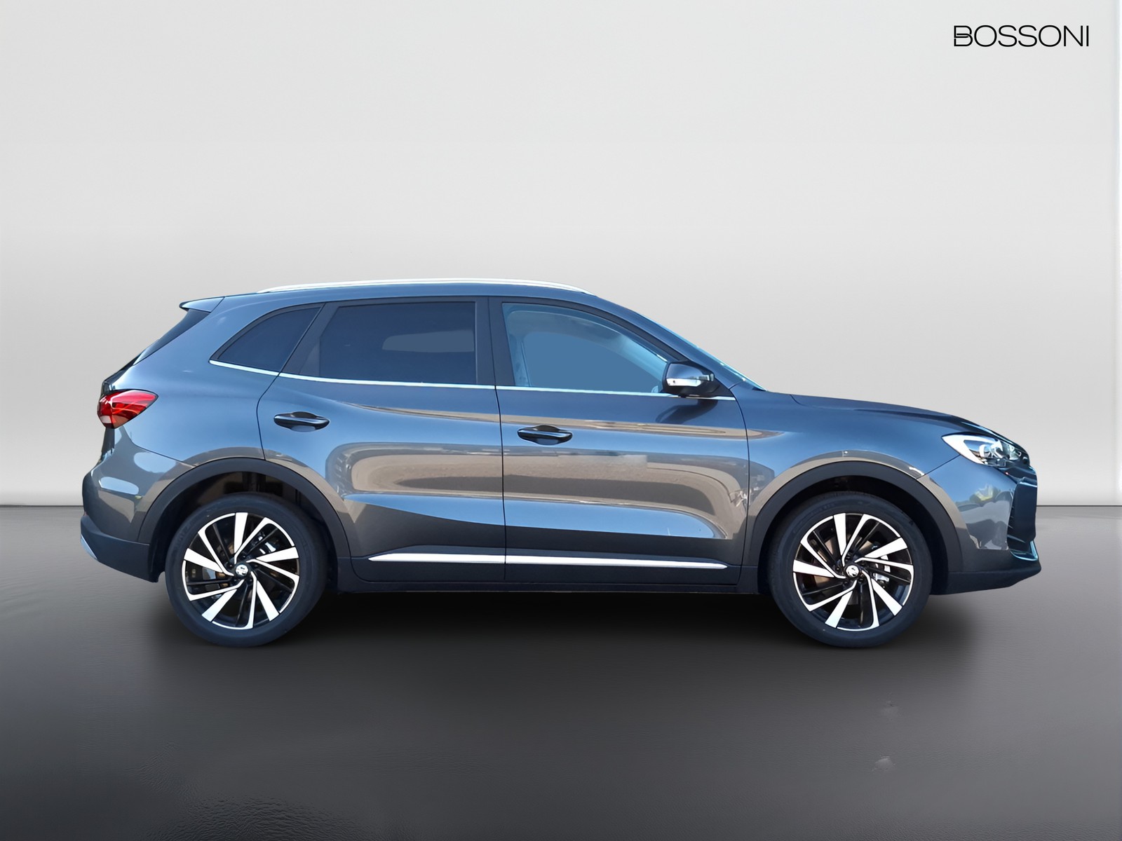 4 - Mg ZS 1.5 hybrid+ luxury auto