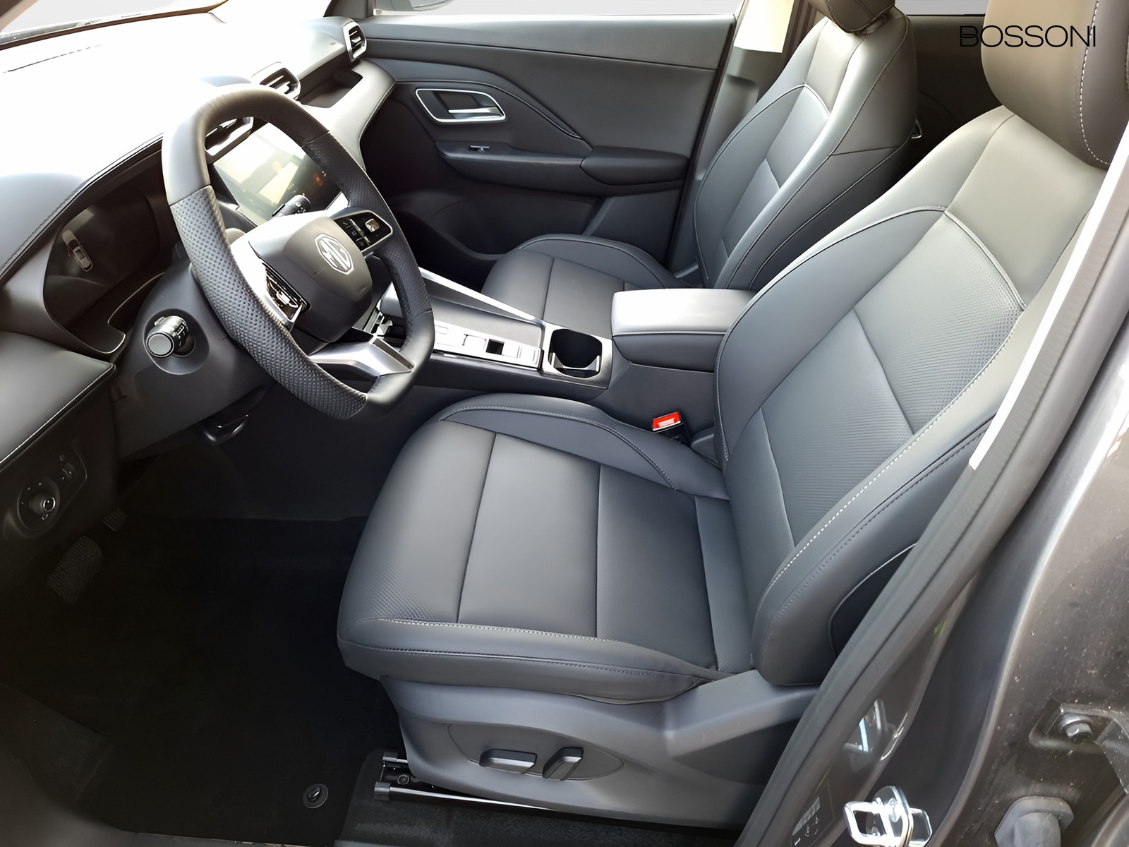 11 - Mg ZS 1.5 hybrid+ luxury auto