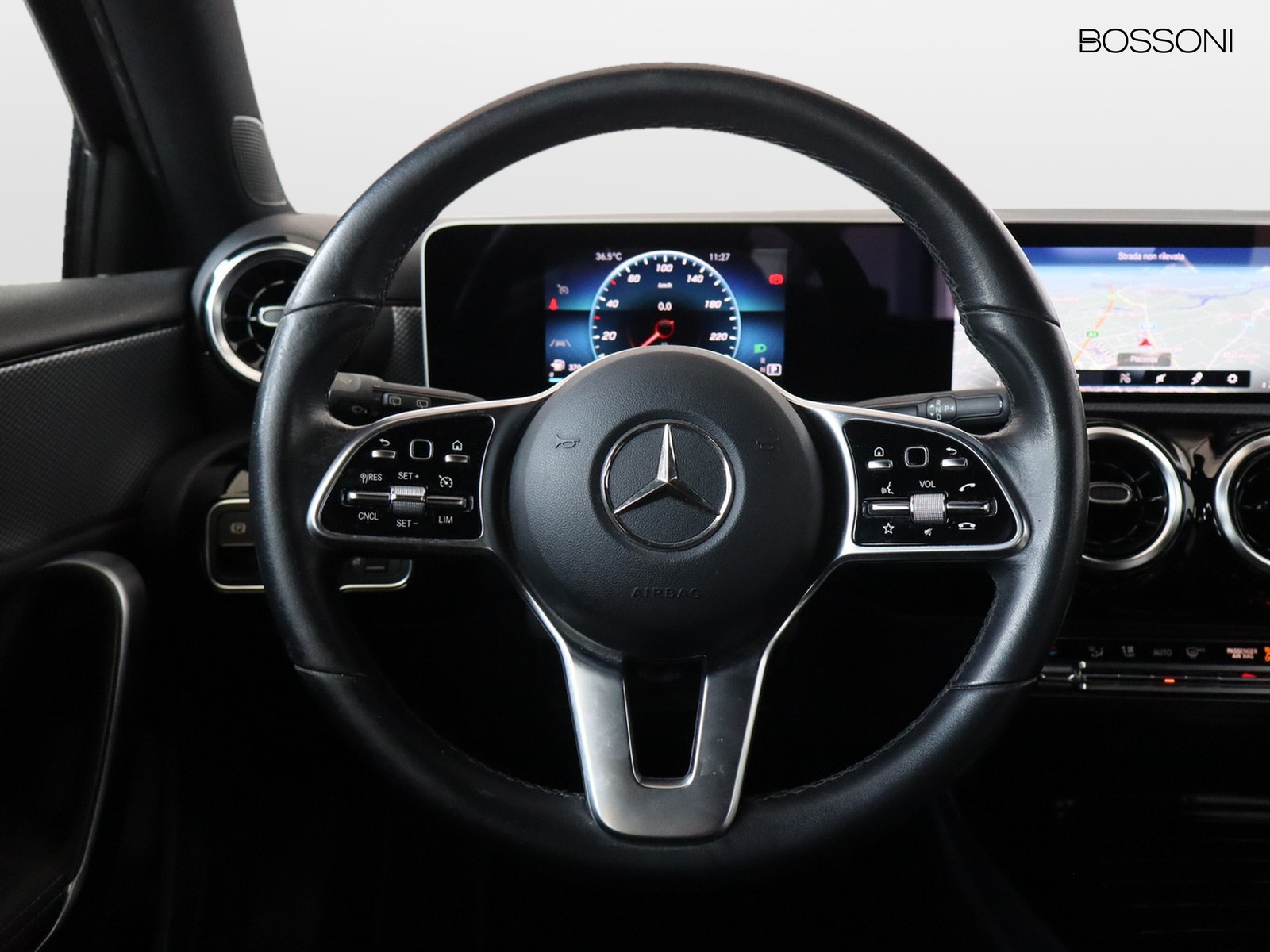 16 - Mercedes Classe A 180 d sport 7g-dct