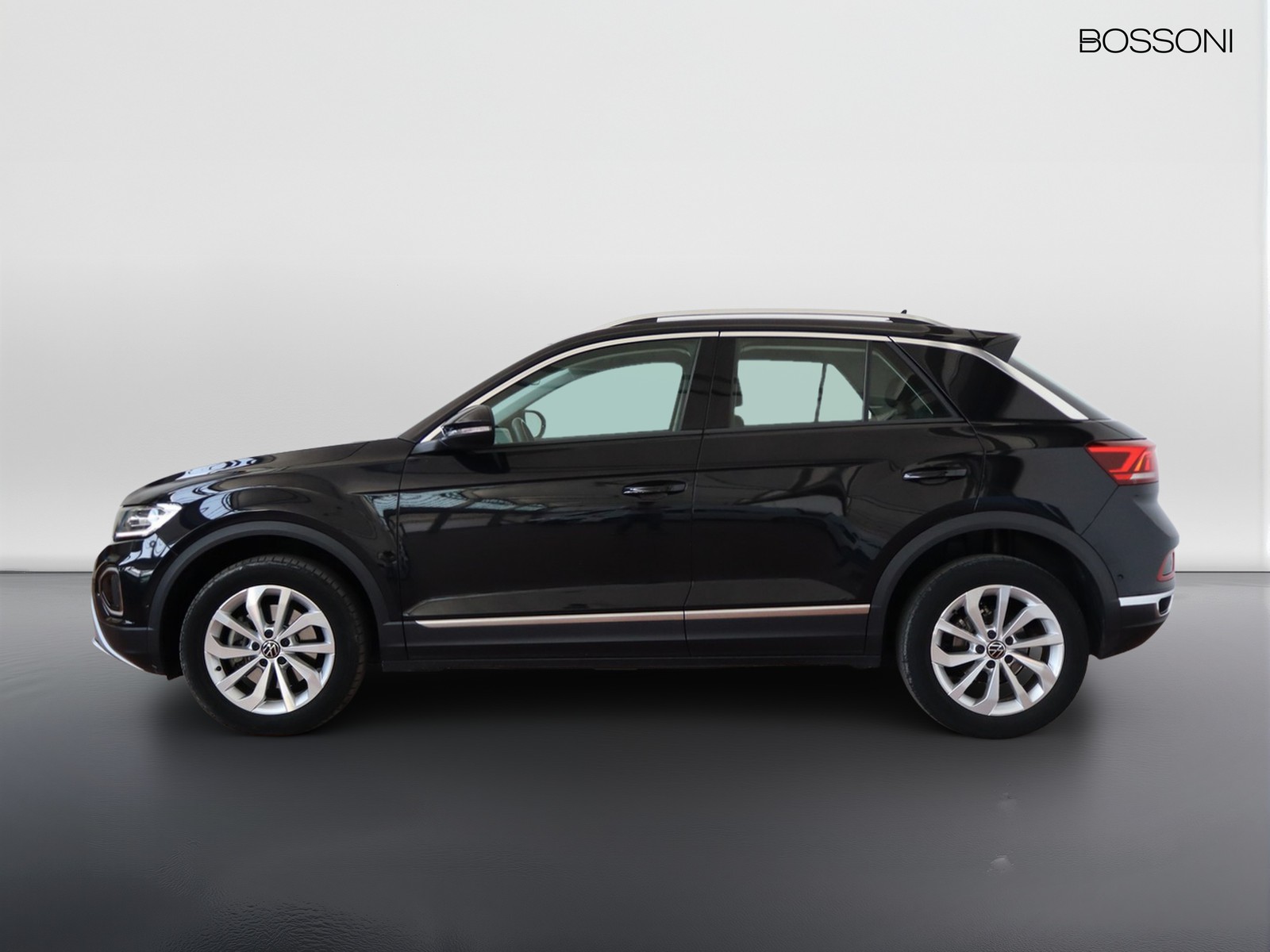 3 - Volkswagen T-Roc 2.0 tdi scr 150cv sport dsg