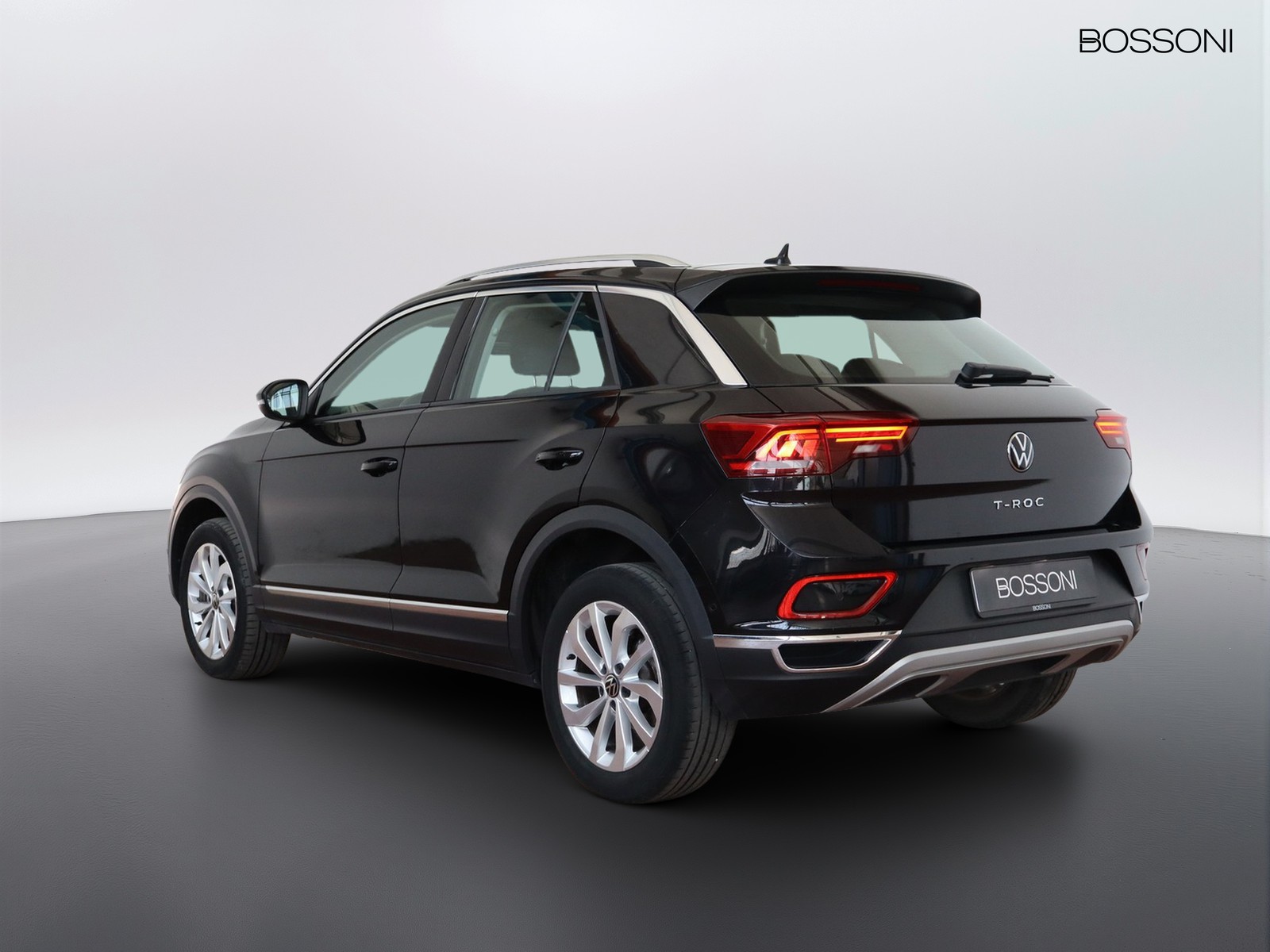 5 - Volkswagen T-Roc 2.0 tdi scr 150cv sport dsg