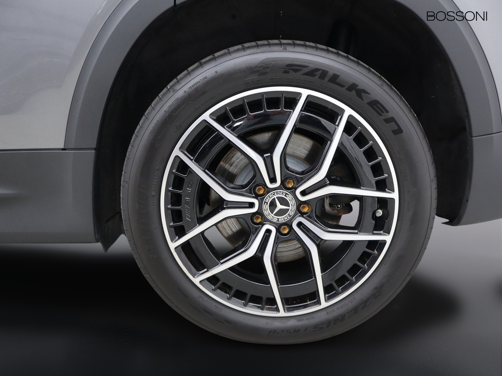 4 - Mercedes EQB 350 amg line premium 4matic