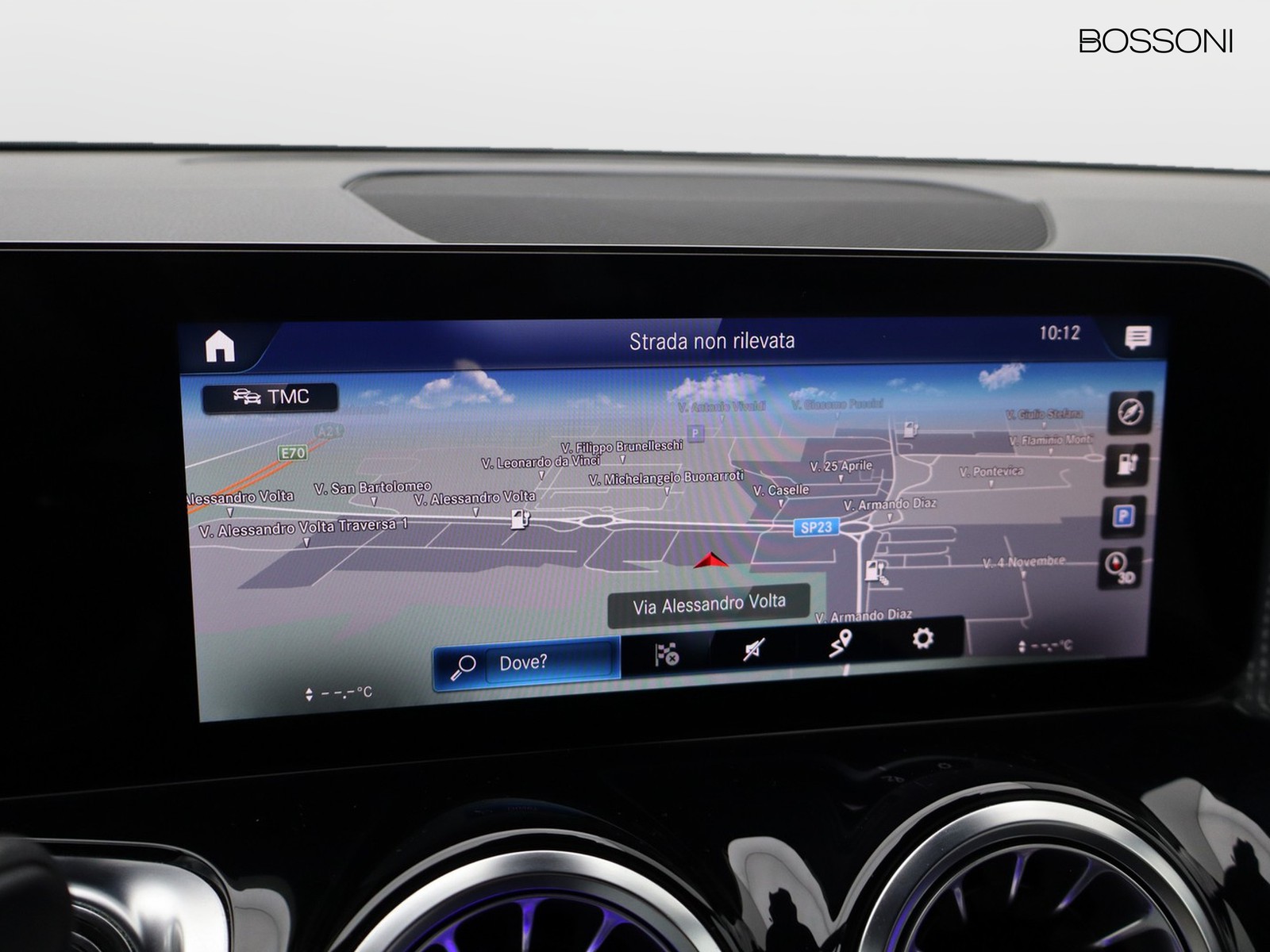 10 - Mercedes EQB 350 amg line premium 4matic
