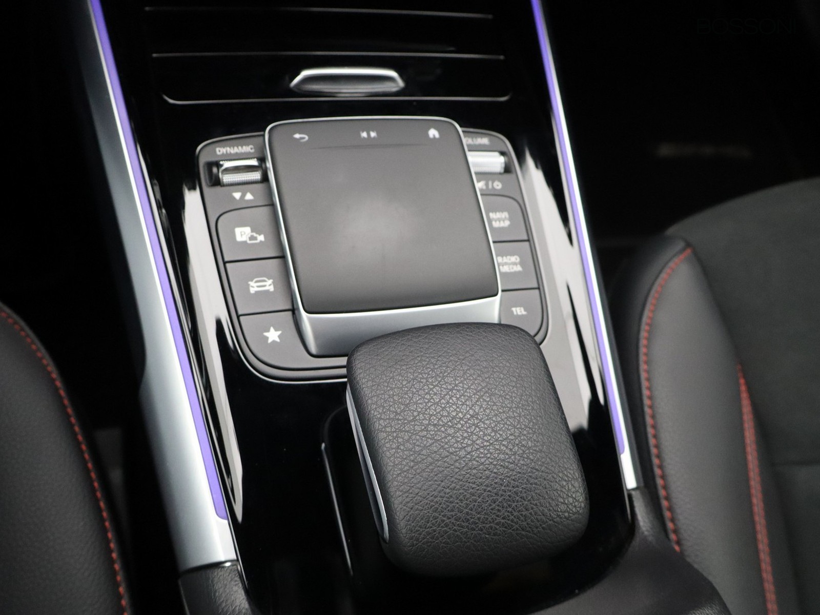 14 - Mercedes EQB 350 amg line premium 4matic