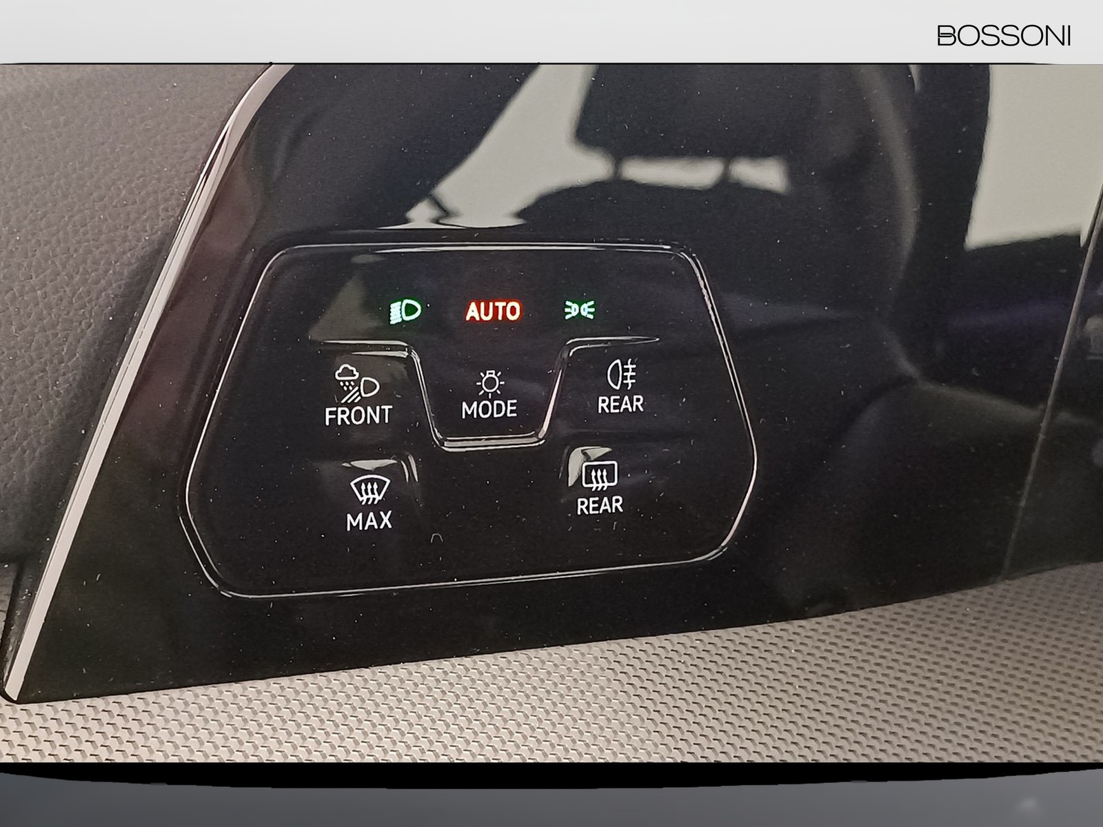 6 - Volkswagen Golf 2.0 tdi scr 150cv style dsg