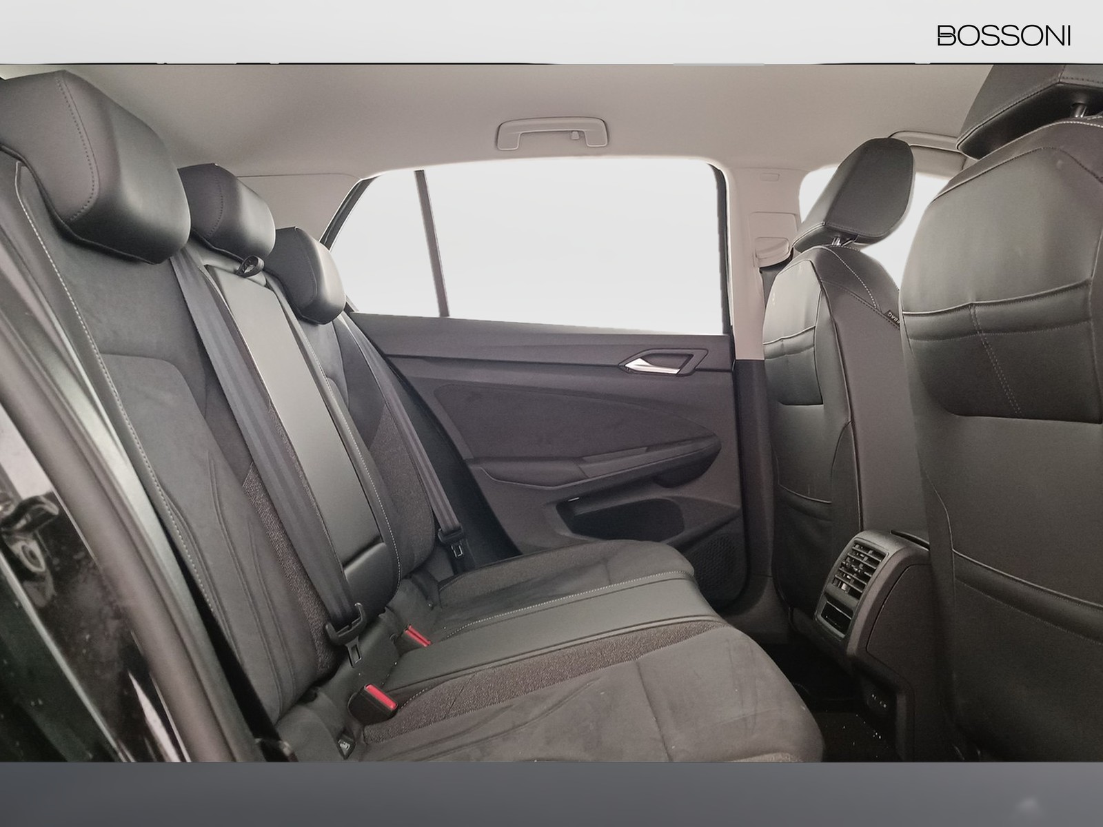 9 - Volkswagen Golf 2.0 tdi scr 150cv style dsg