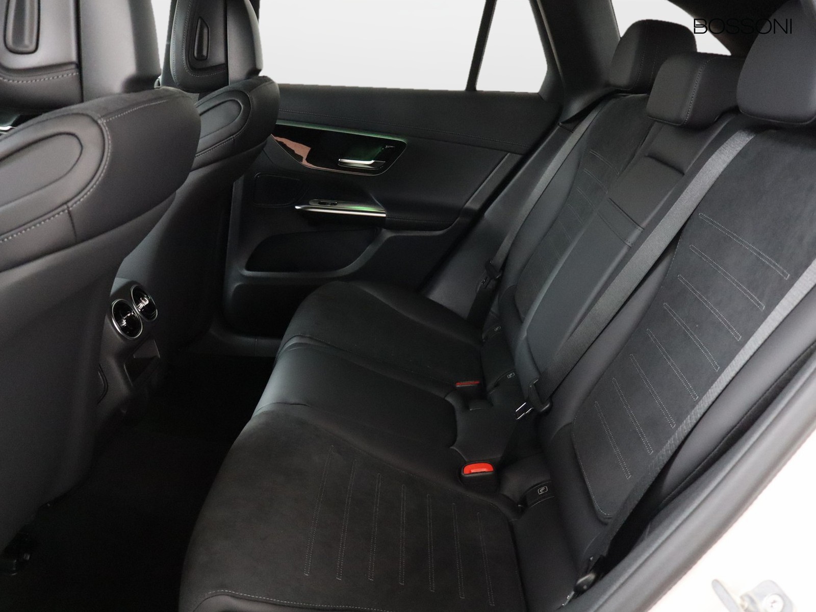 8 - Mercedes GLC suv 220 d amg line advanced 4matic 9g-tronic
