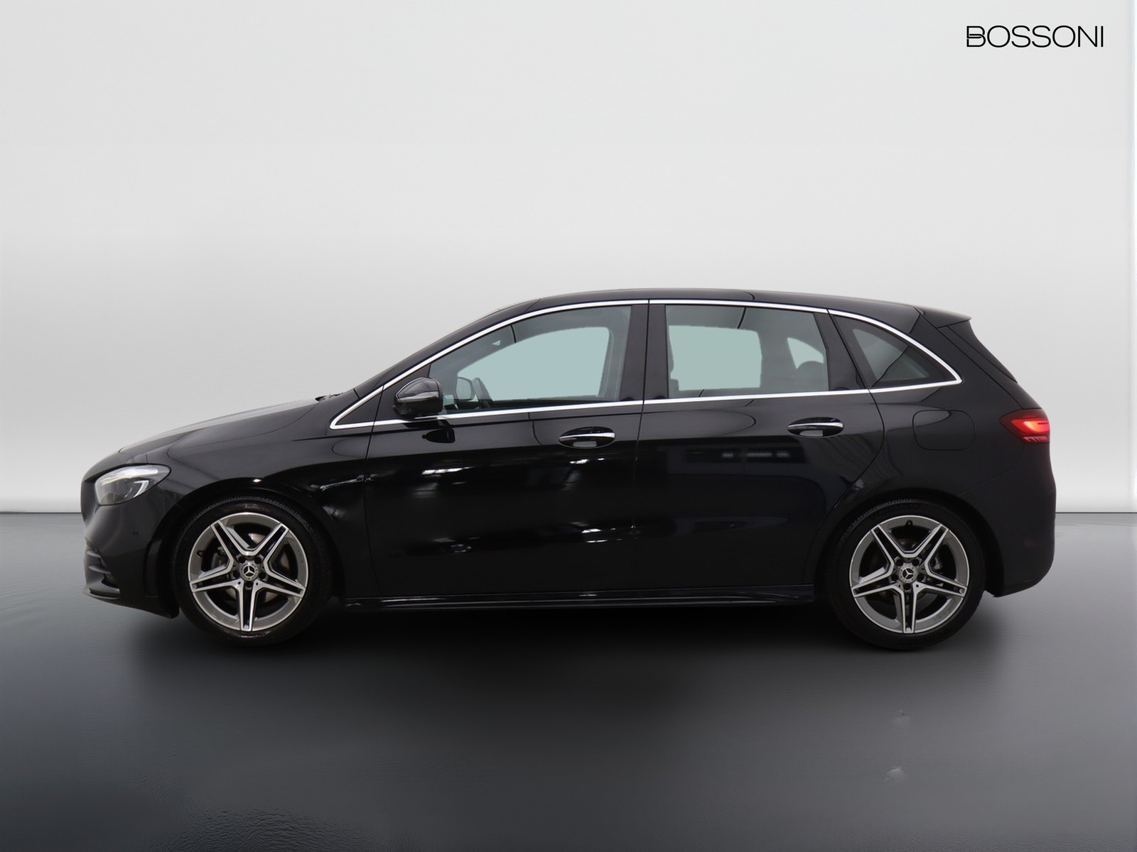 3 - Mercedes Classe B 180 d amg line advanced plus 8g-dct