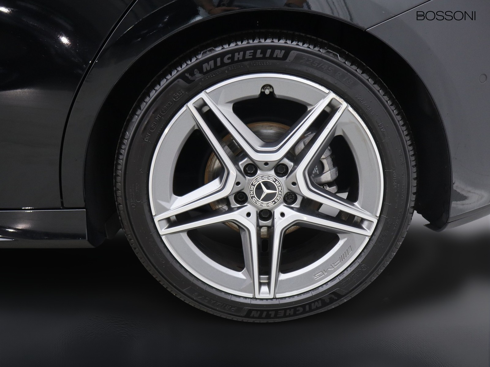 4 - Mercedes Classe B 180 d amg line advanced plus 8g-dct