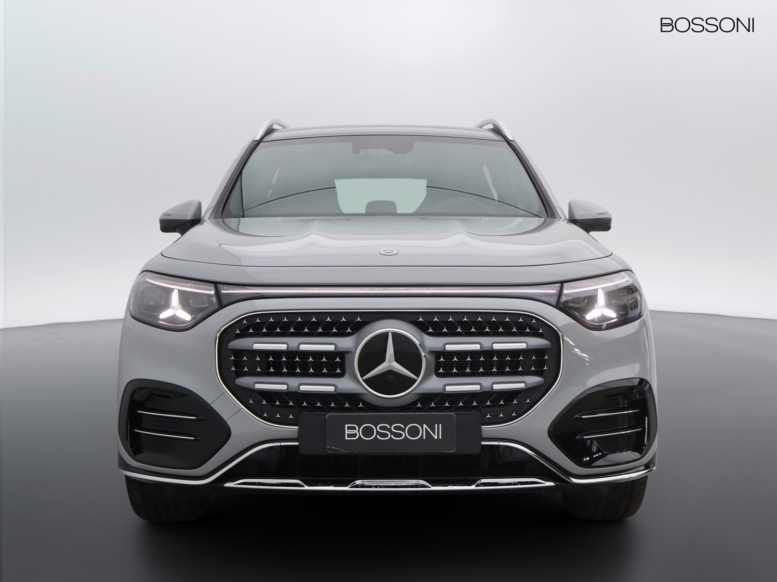 2 - Mercedes GLB 200 advanced plus 8g-edct