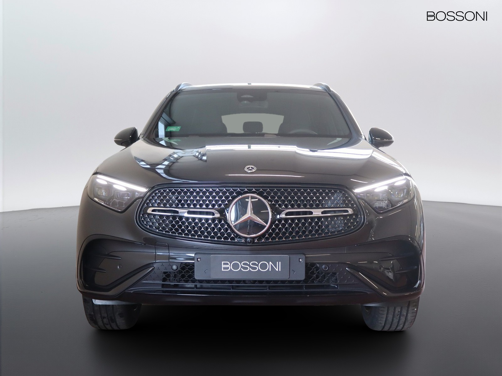 2 - Mercedes GLC suv 300 de plug-in hybrid amg line advanced 4matic 9g-tronic