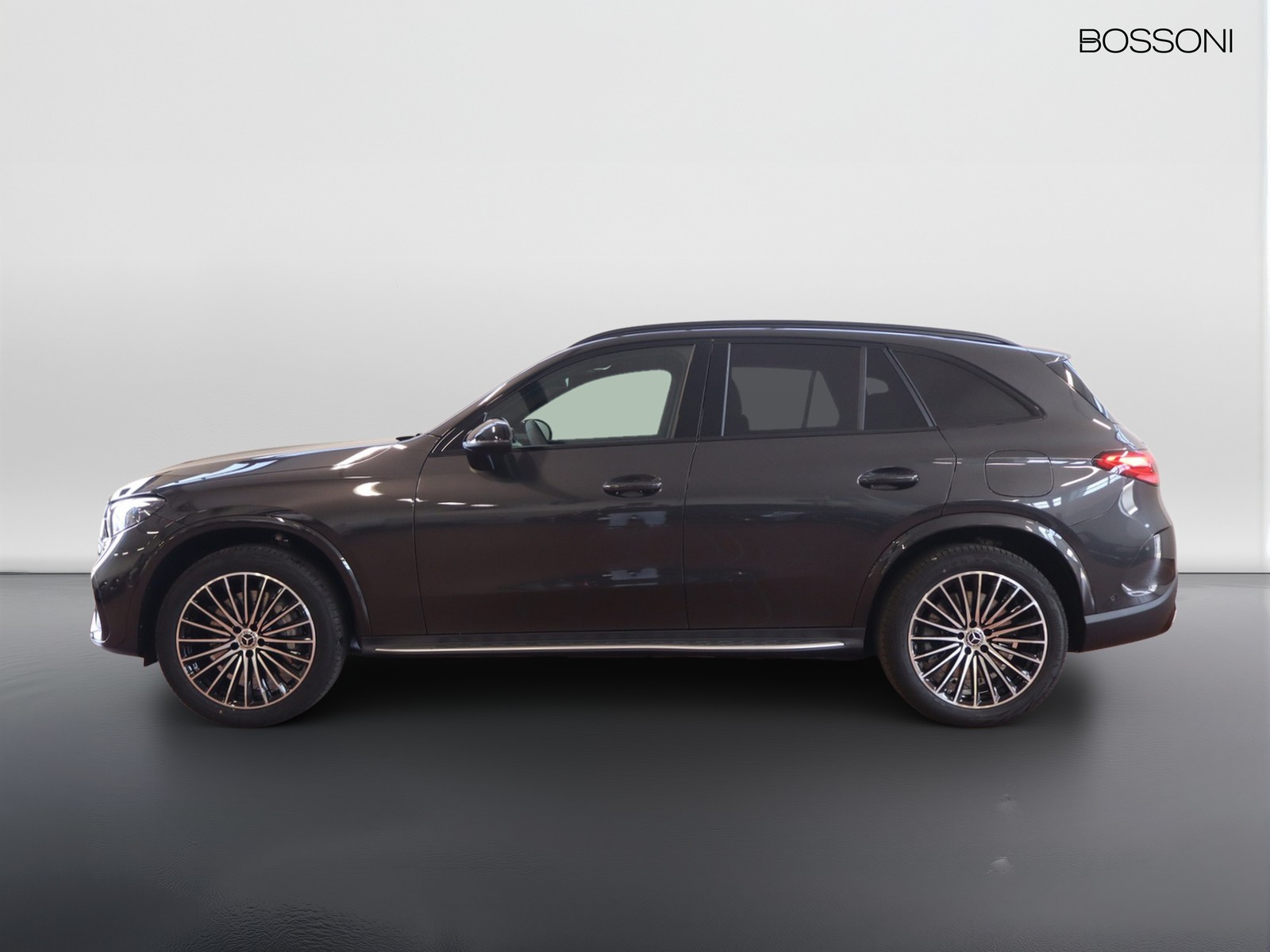 3 - Mercedes GLC suv 300 de plug-in hybrid amg line advanced 4matic 9g-tronic