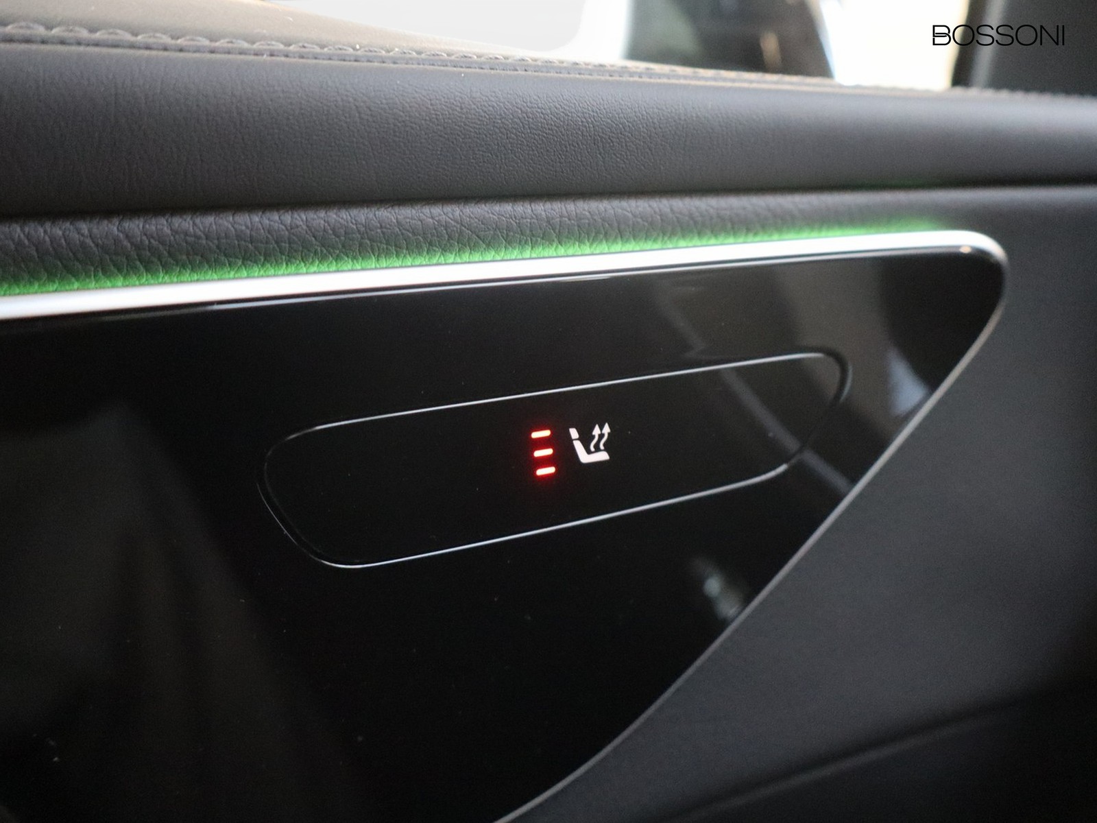 14 - Mercedes GLC suv 300 de plug-in hybrid amg line advanced 4matic 9g-tronic