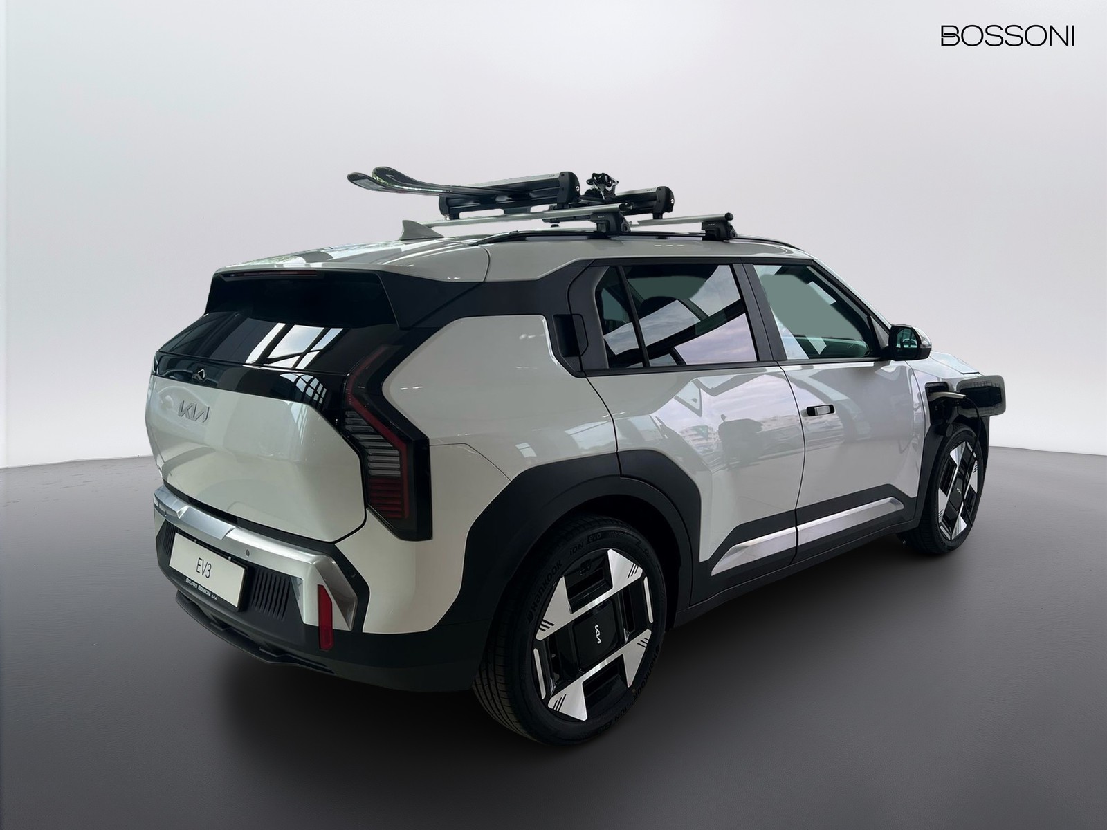 4 - Kia EV3 81,4 kwh earth fwd