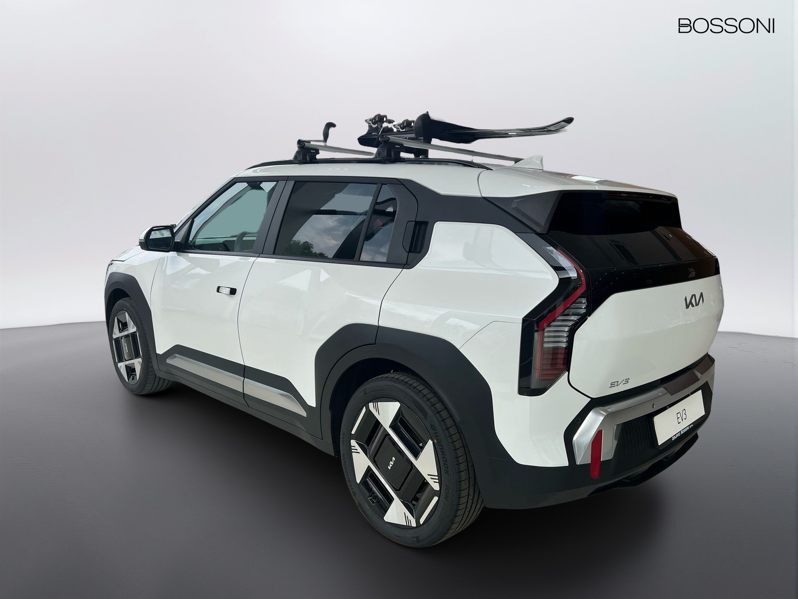 6 - Kia EV3 81,4 kwh earth fwd