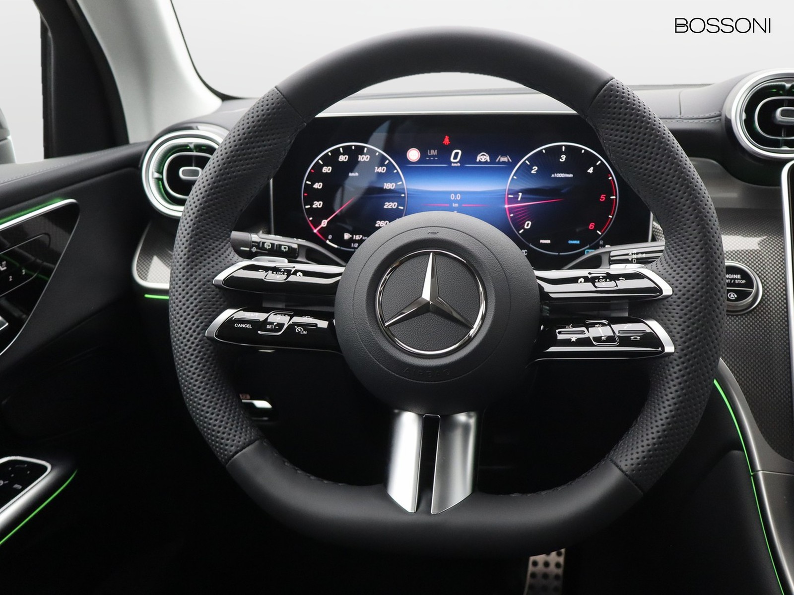 17 - Mercedes GLC suv 220 d amg line premium 4matic 9g-tronic