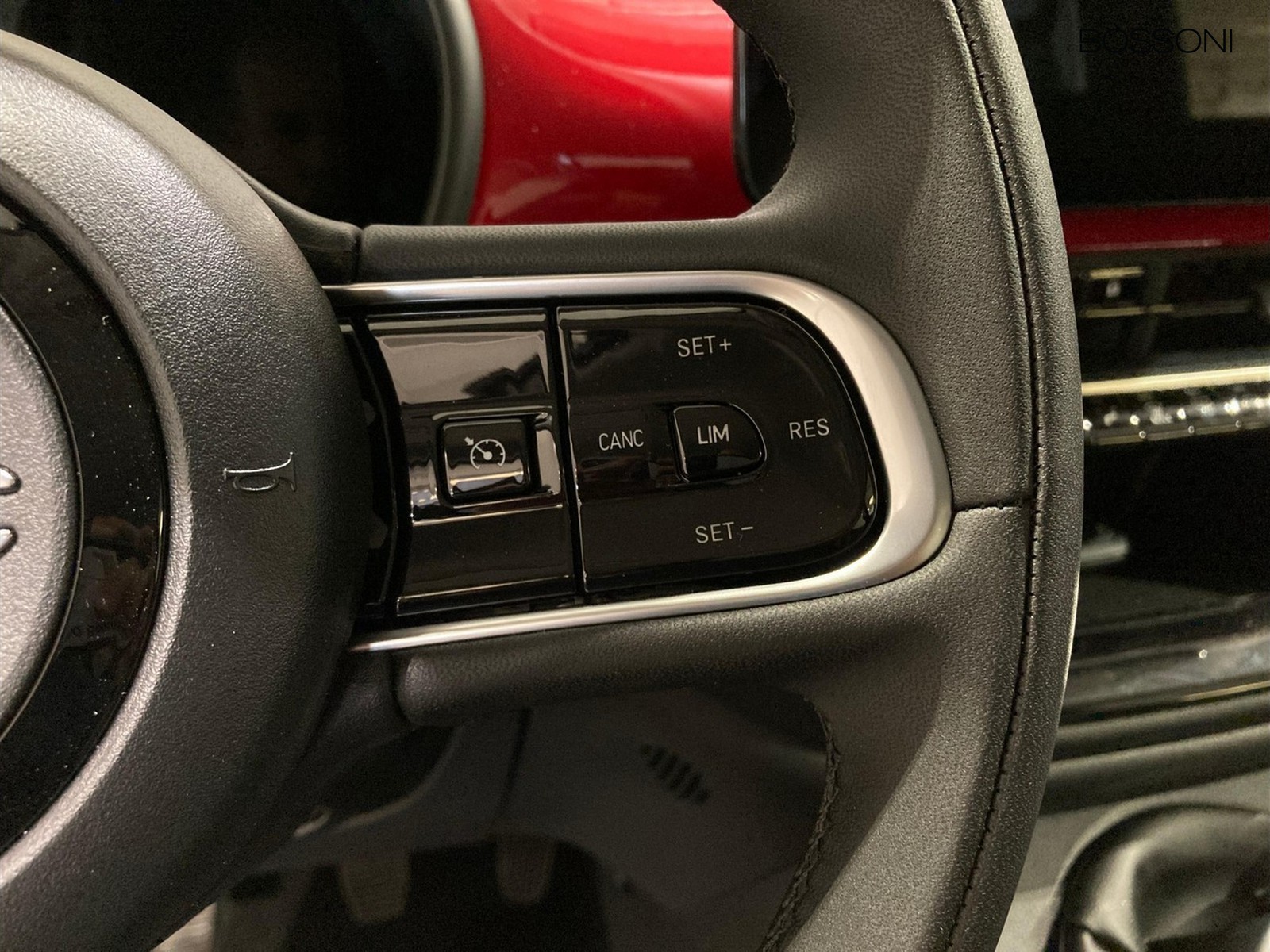 12 - Fiat 500 1.0 hybrid icon