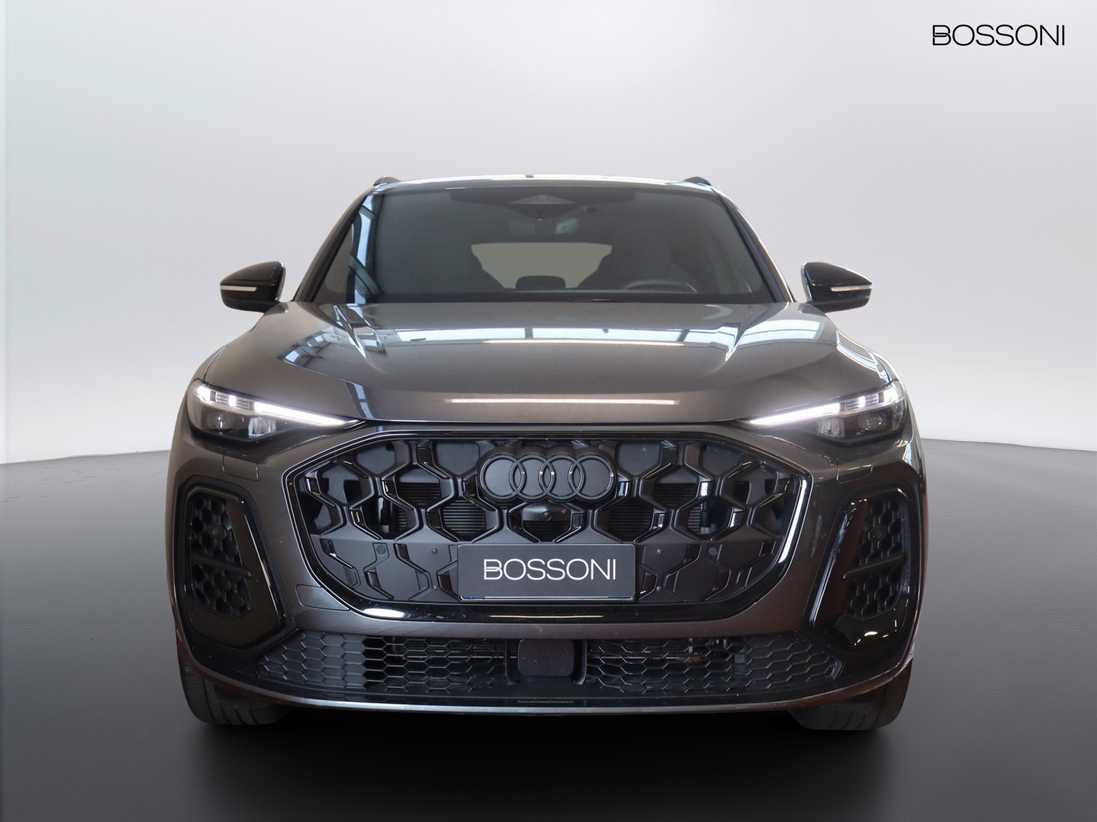 2 - Audi Q5 2.0 tdi mhev+ 204cv business quattro s tronic