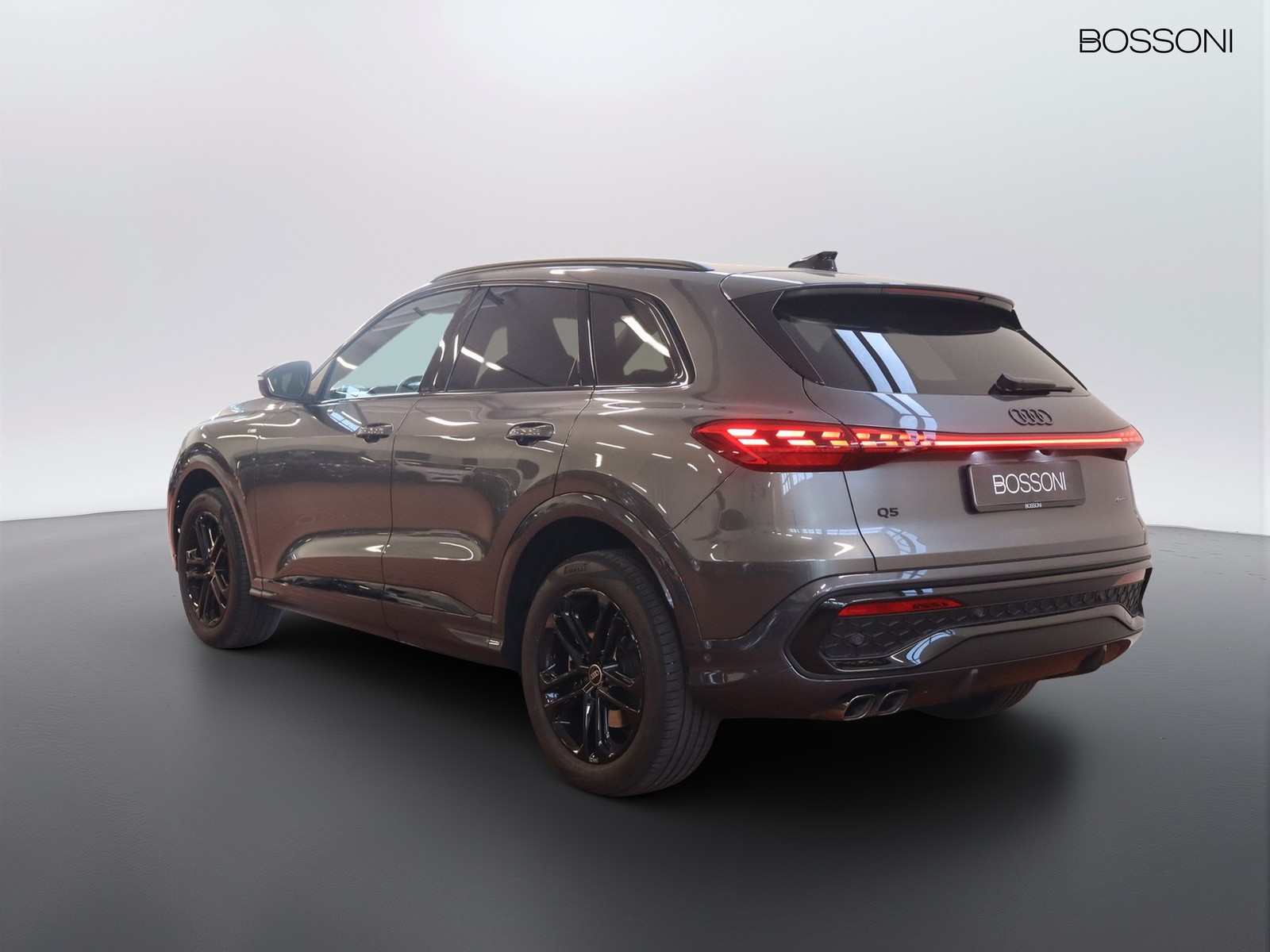 5 - Audi Q5 2.0 tdi mhev+ 204cv business quattro s tronic