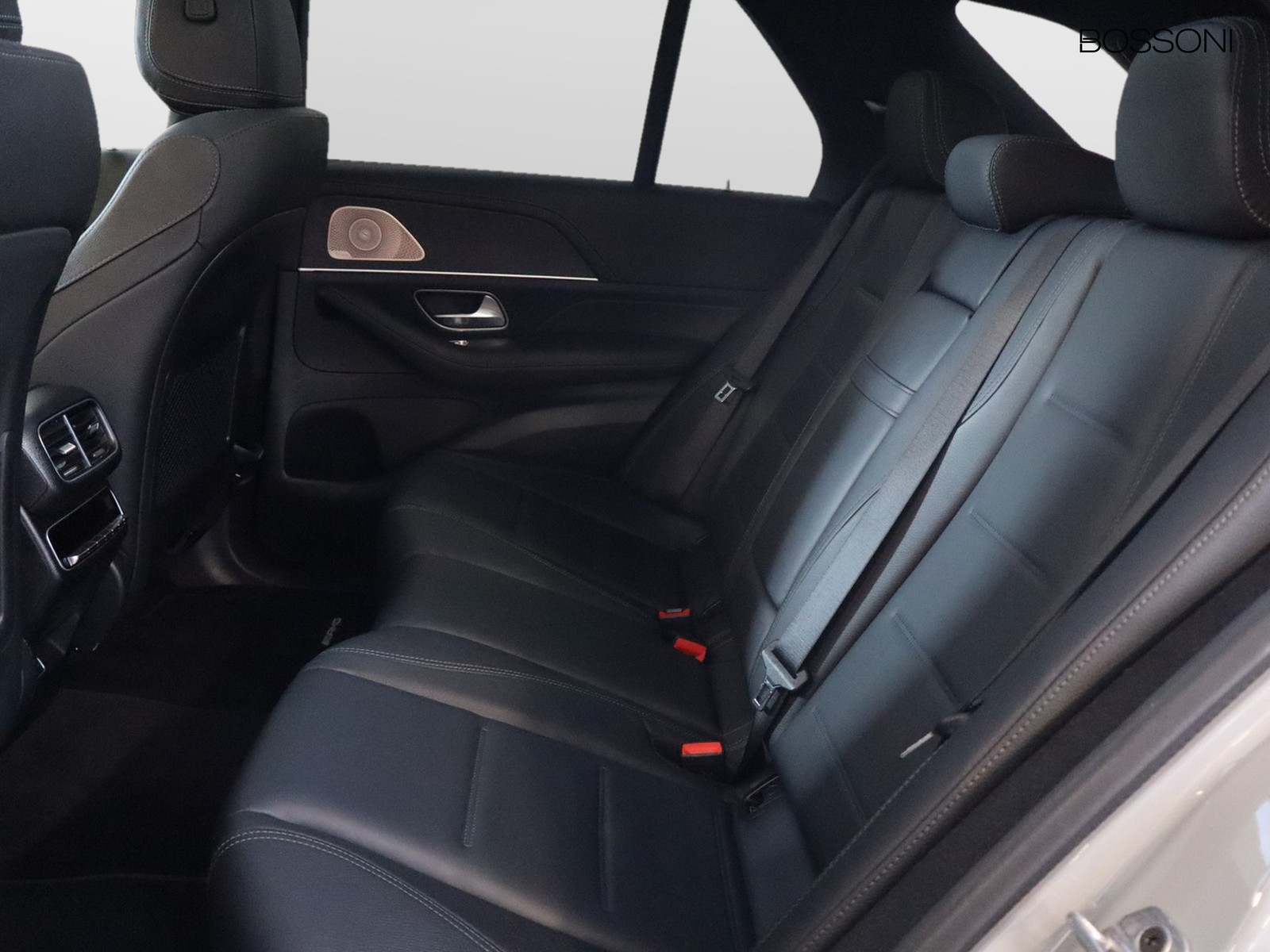 8 - Mercedes Classe GLE gle 300 d mild hybrid amg line premium 4matic 9g-tronic plus