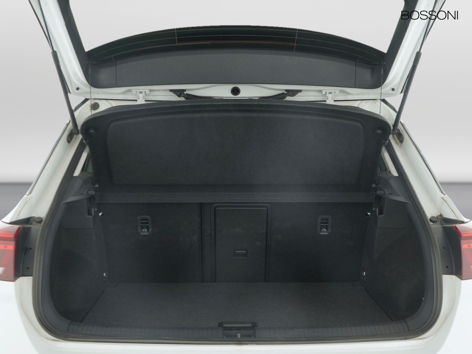 10 - Volkswagen T-Roc 1.5 tsi act sport dsg