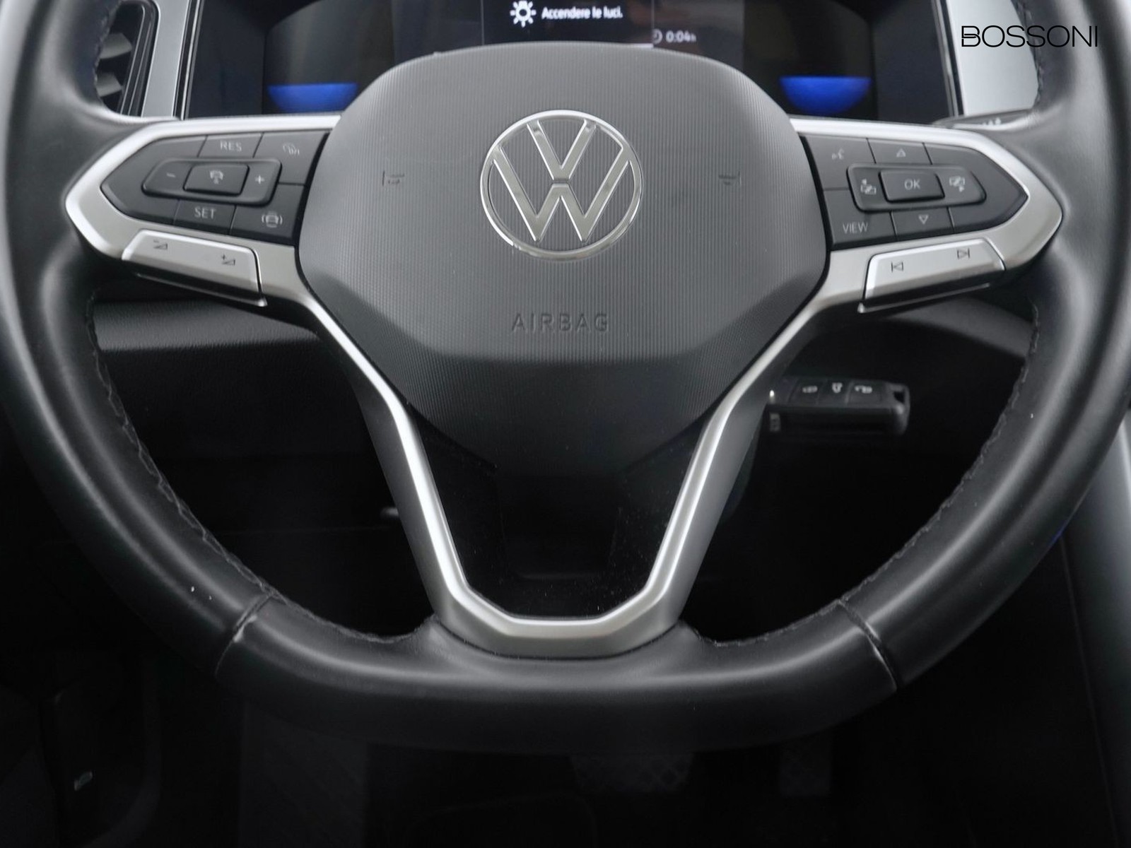 15 - Volkswagen T-Roc 1.5 tsi act sport dsg