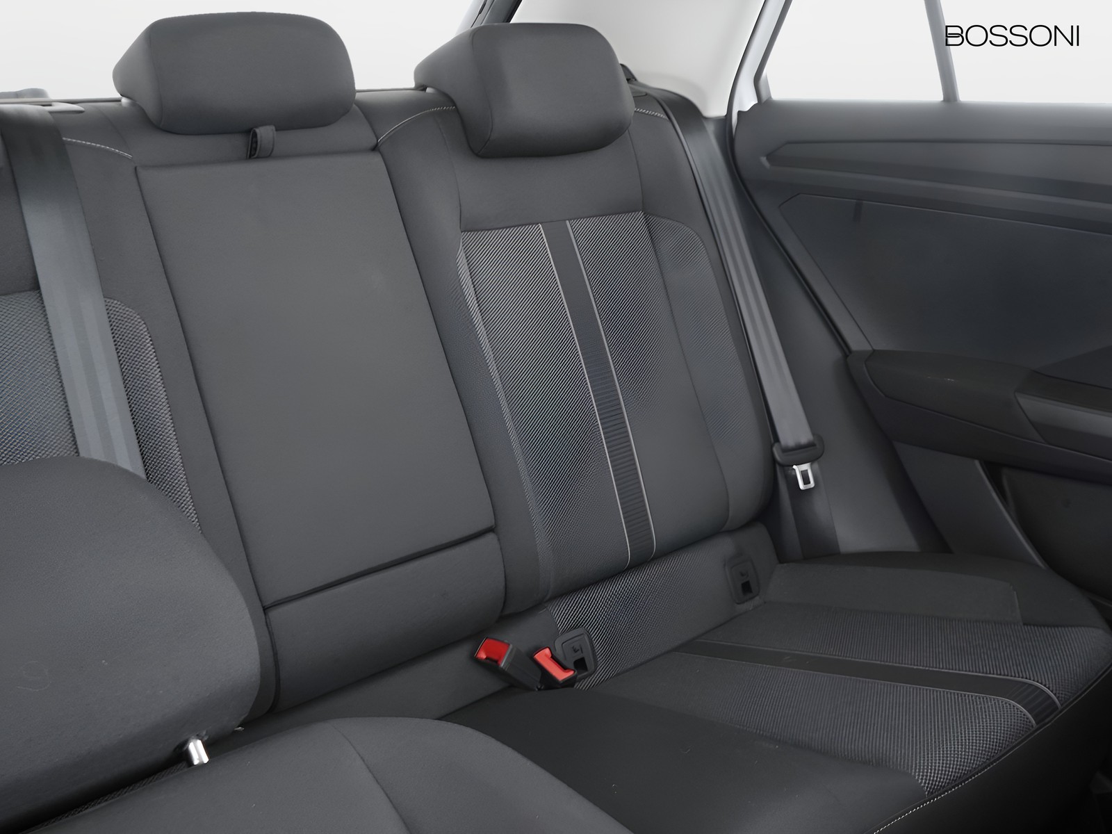 21 - Volkswagen T-Roc 1.5 tsi act sport dsg