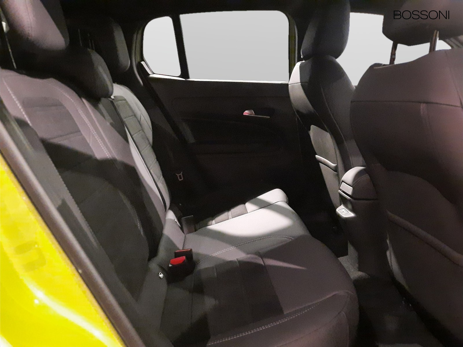 9 - Fiat 600 1.2 hybrid 145cv sport edizione milano cortina 2026 edct