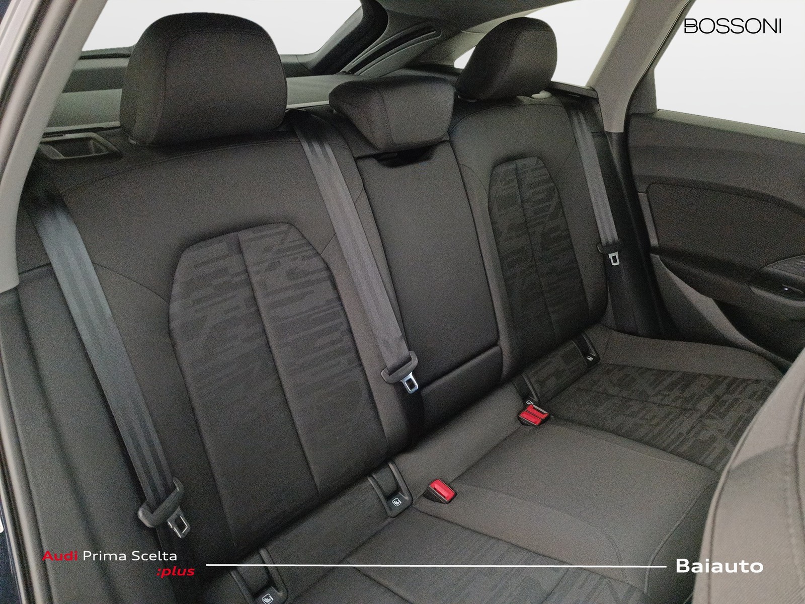 20 - Audi A5 avant 2.0 tdi mhev+ 204cv business advanced