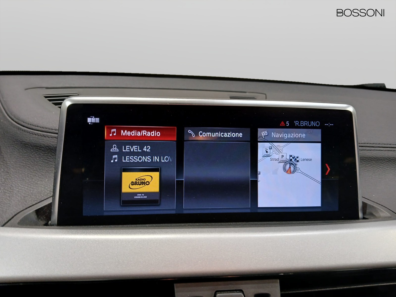 10 - BMW X2 25e xdrive business x steptronic