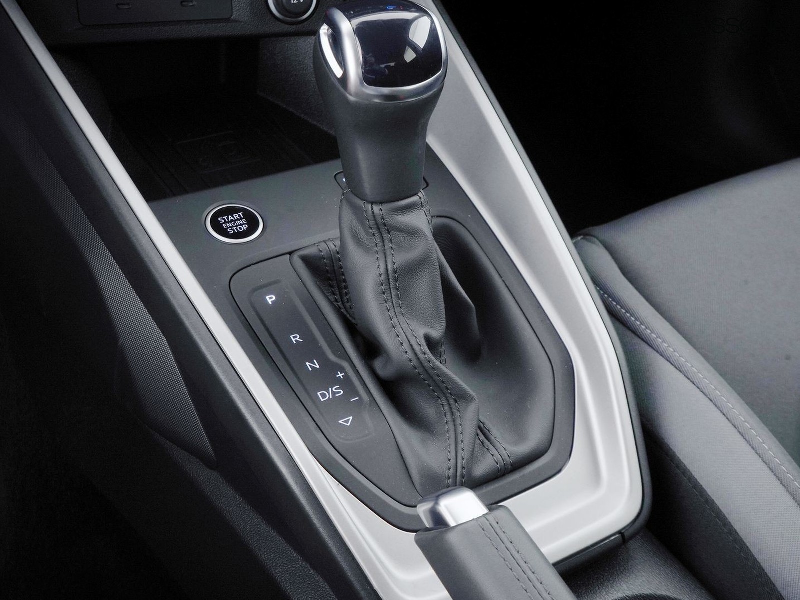 22 - Audi A1 sportback 25 1.0 tfsi business