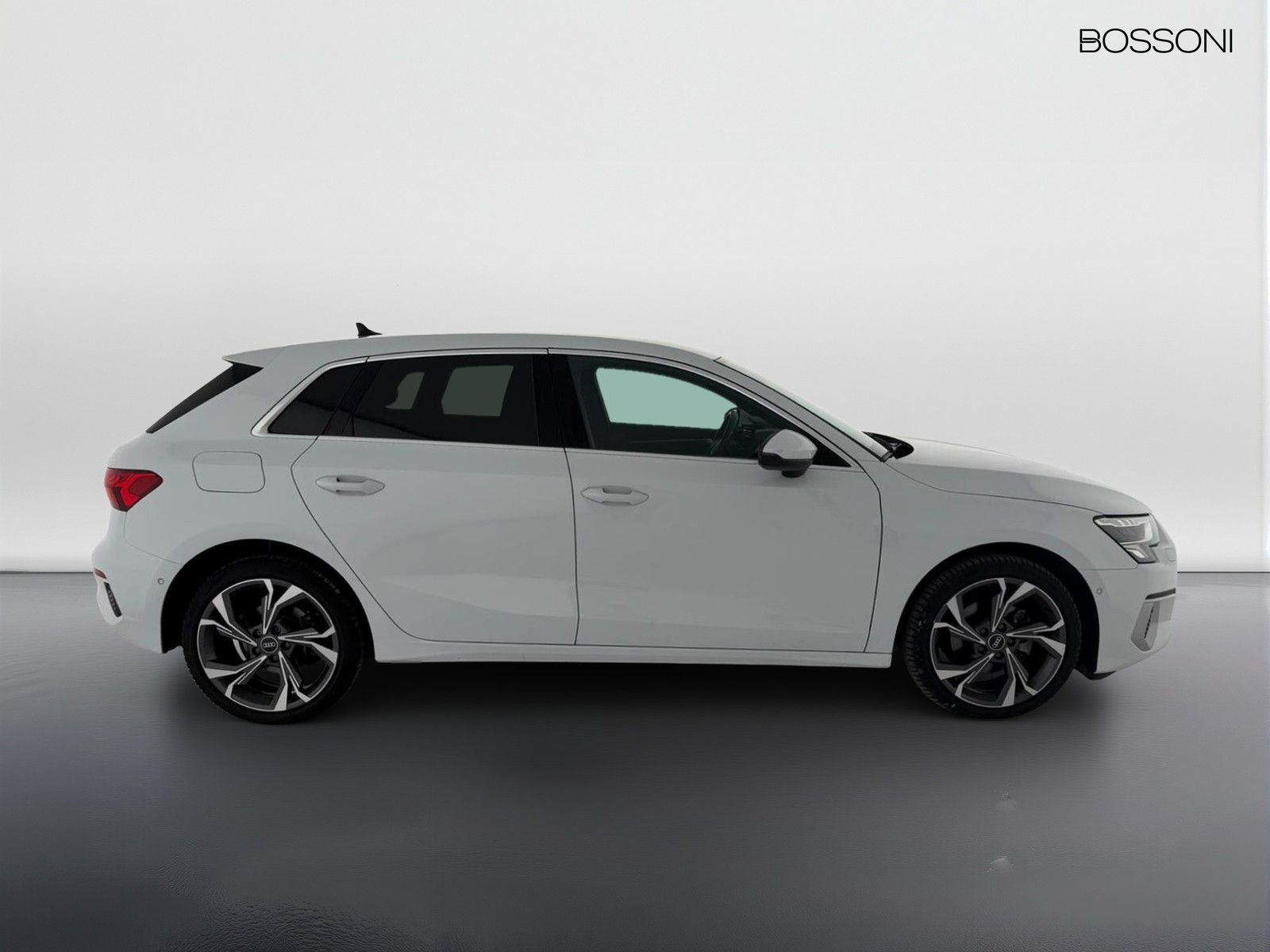 12 - Audi A3 sportback 35 2.0 tdi business advanced s tronic