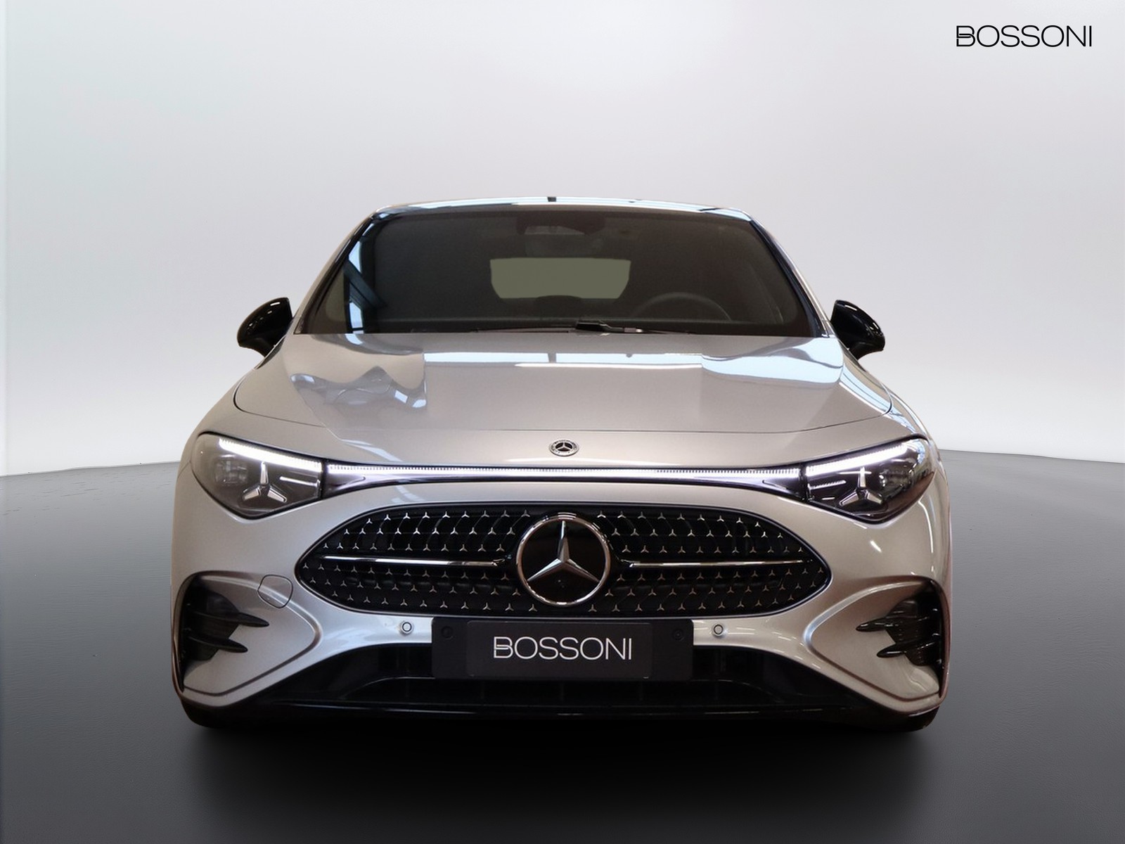 2 - Mercedes CLA 200 advanced plus 4matic auto