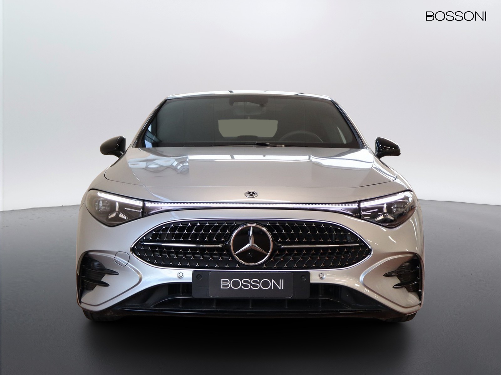 2 - Mercedes CLA 200 advanced plus 4matic auto