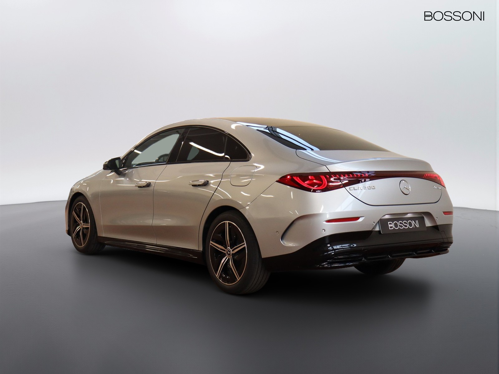 5 - Mercedes CLA 200 advanced plus 4matic auto