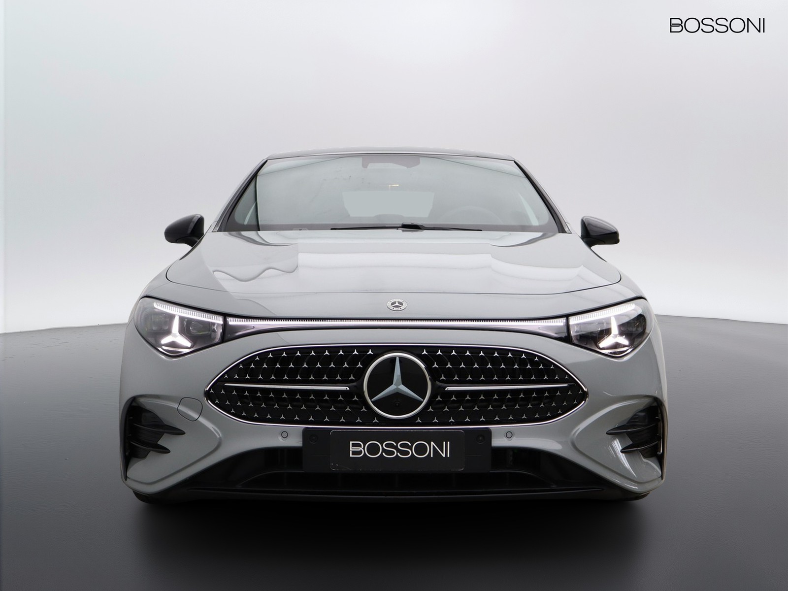 2 - Mercedes CLA 200 advanced plus 4matic auto