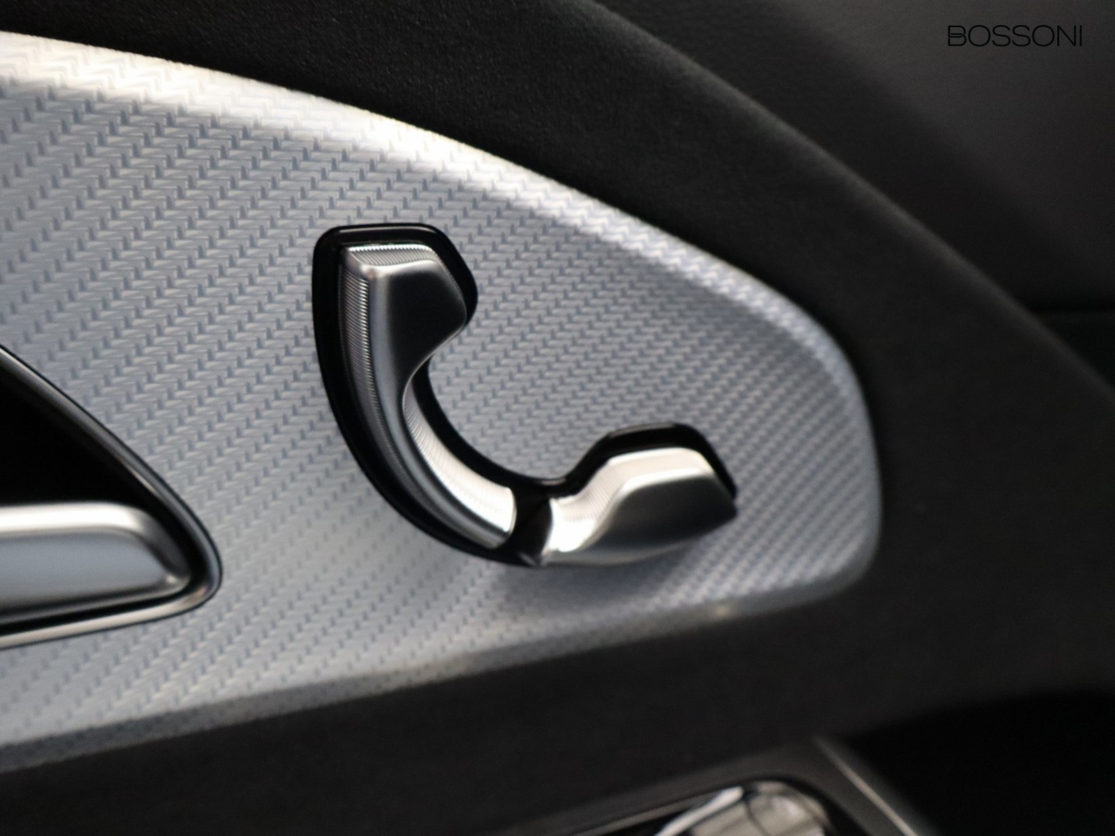 15 - Mercedes CLA 200 advanced plus 4matic auto