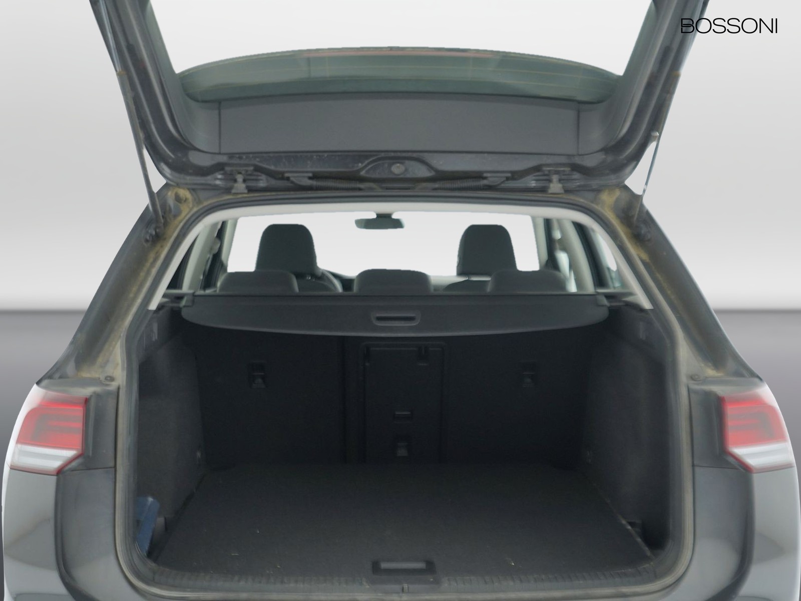 10 - Volkswagen Golf variant 1.0 etsi evo 110cv life dsg